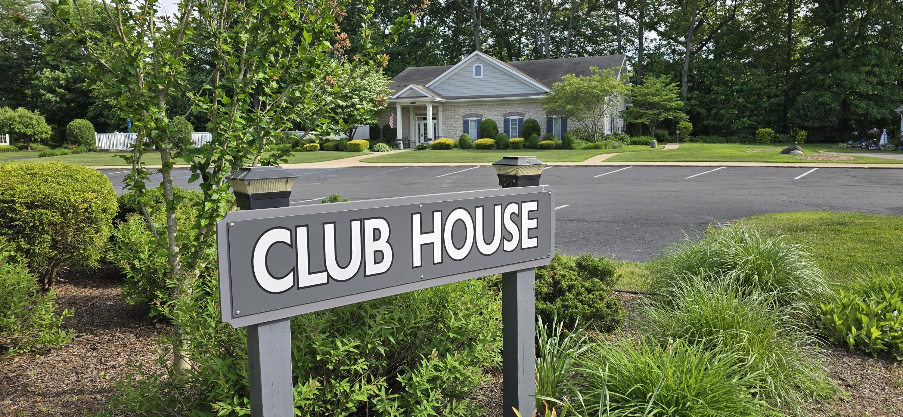 2898 Villa Lane Benton Harbor MI 49022