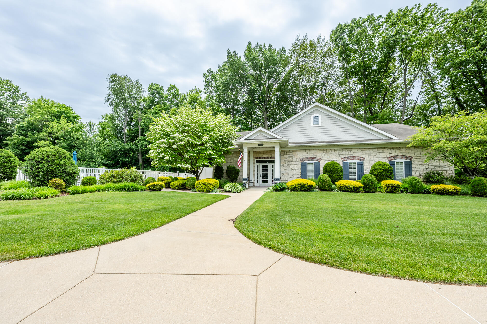 2898 Villa Lane Benton Harbor MI 49022