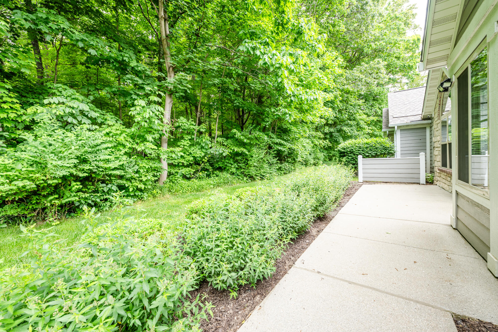 2898 Villa Lane Benton Harbor MI 49022