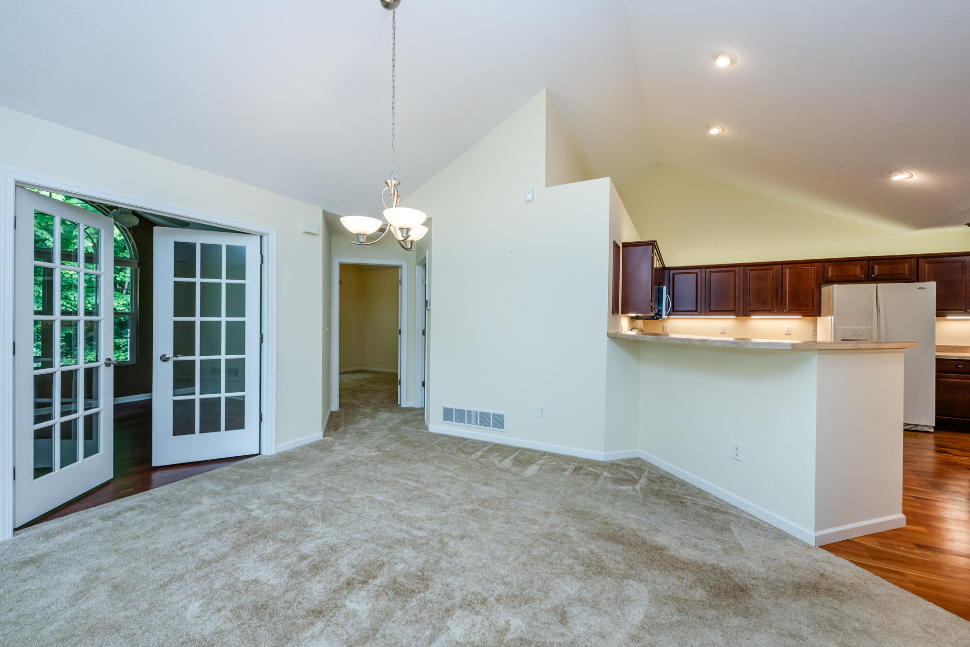 2898 Villa Lane Benton Harbor MI 49022