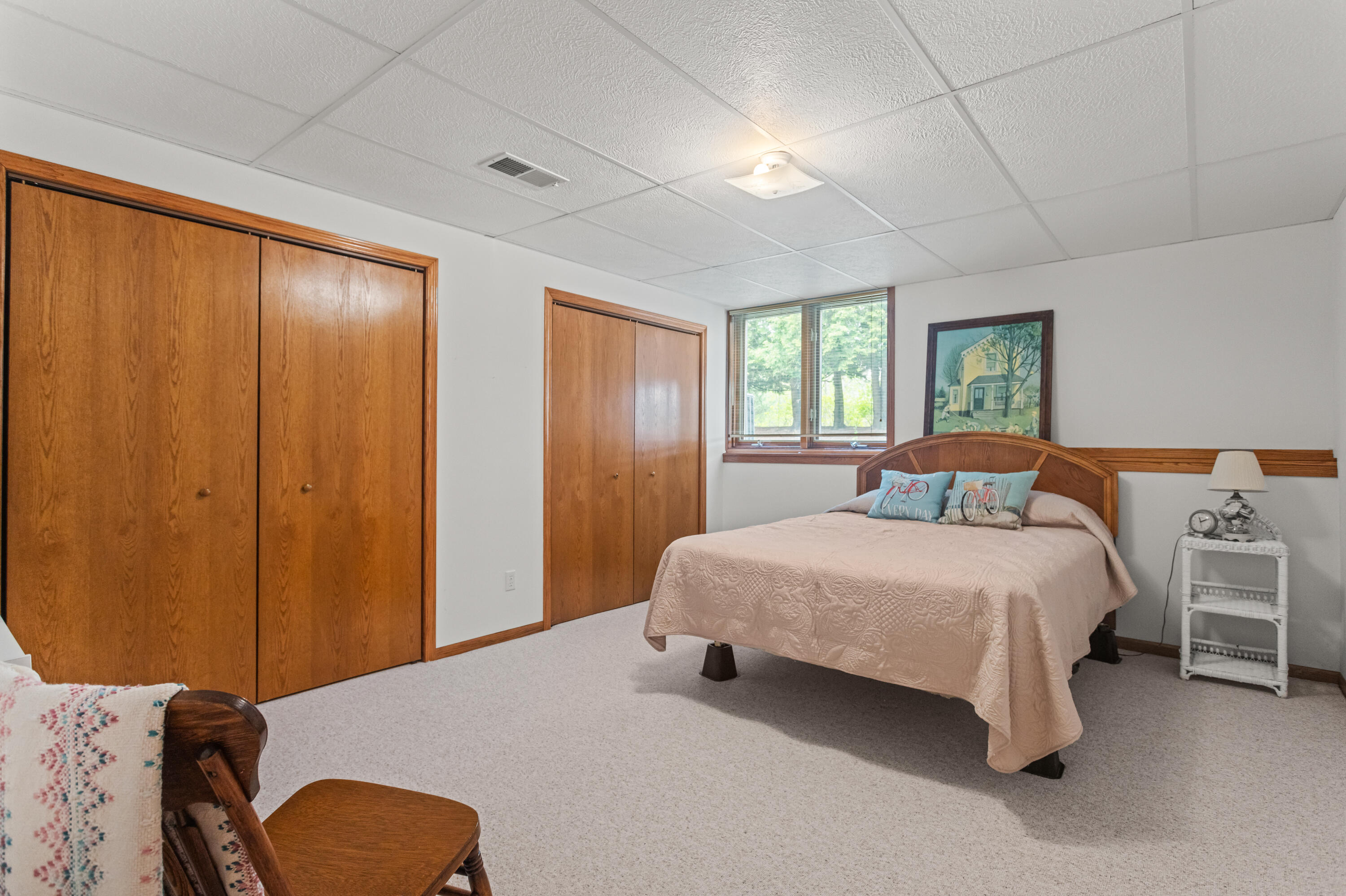 1037 Country Gardens NW Grand Rapids MI 49534