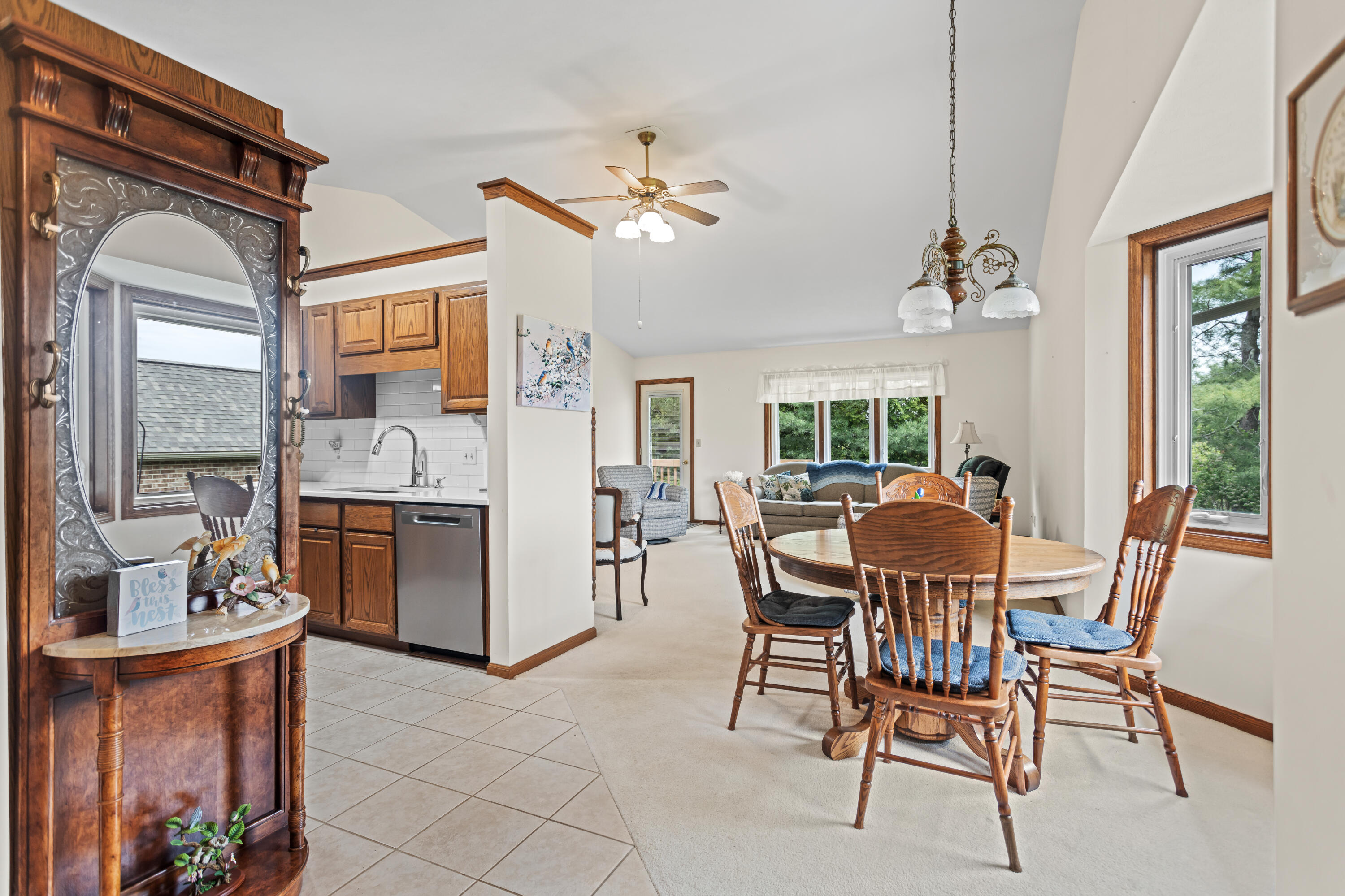 1037 Country Gardens NW Grand Rapids MI 49534