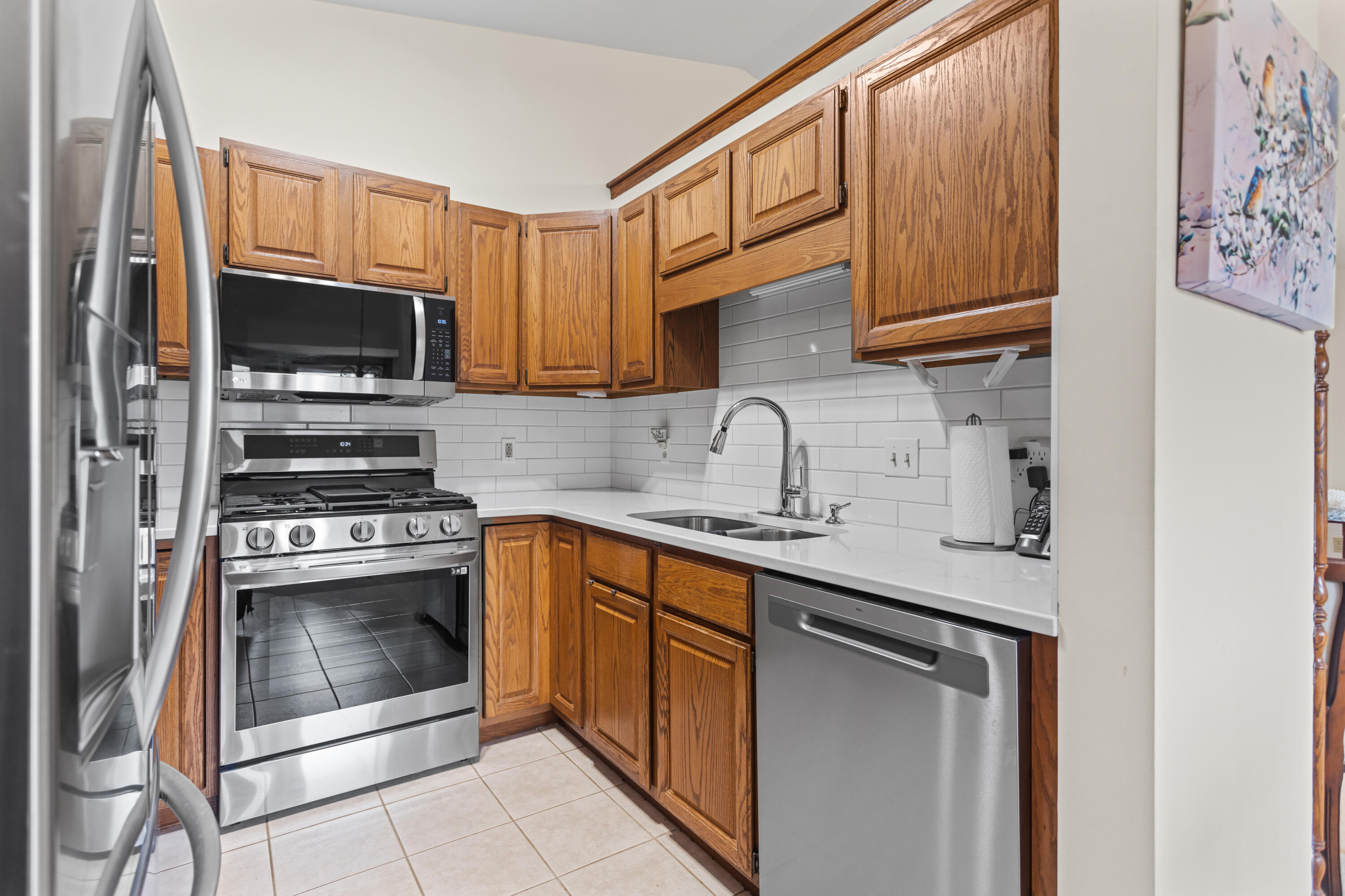1037 Country Gardens NW Grand Rapids MI 49534