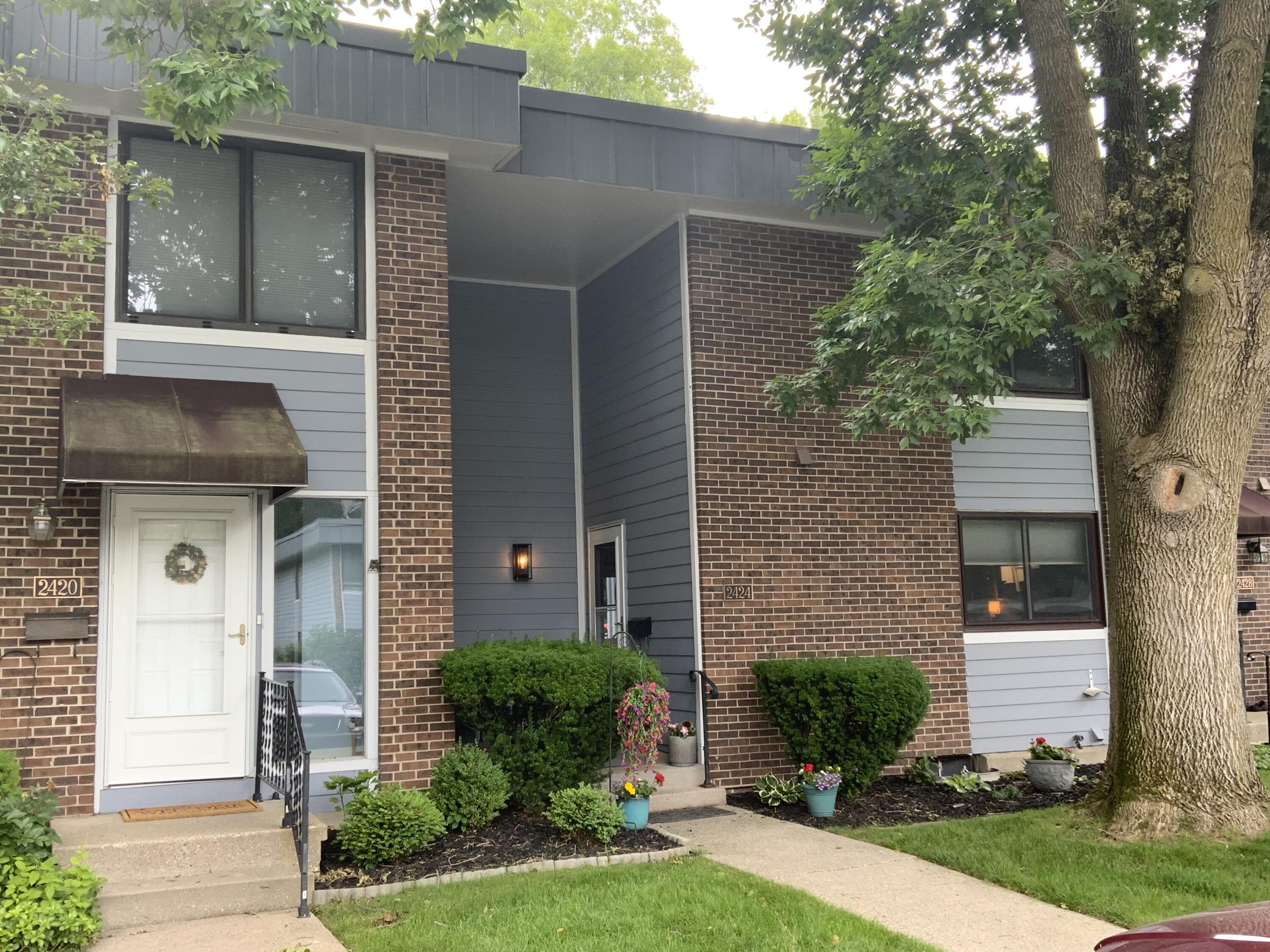 2424 E Collier Avenue SE Grand Rapids MI 49546
