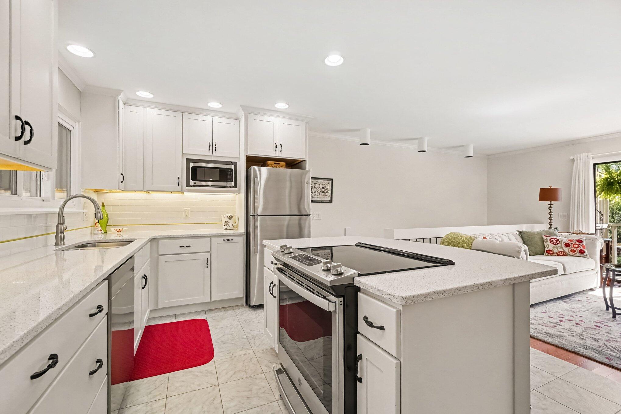 3872 Greenleaf Circle Kalamazoo MI 49008