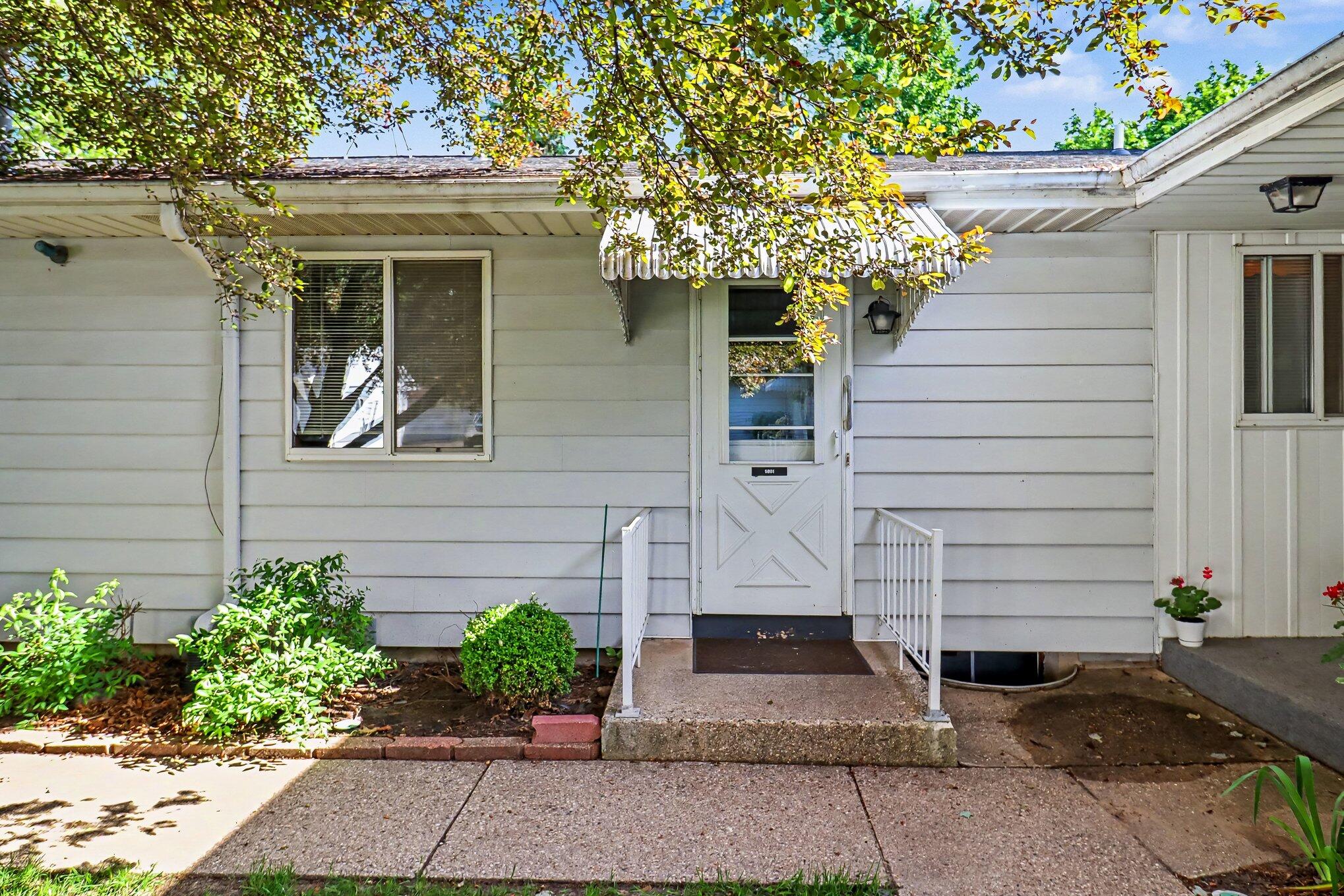 5851 Leisure South Drive SE Grand Rapids MI 49548