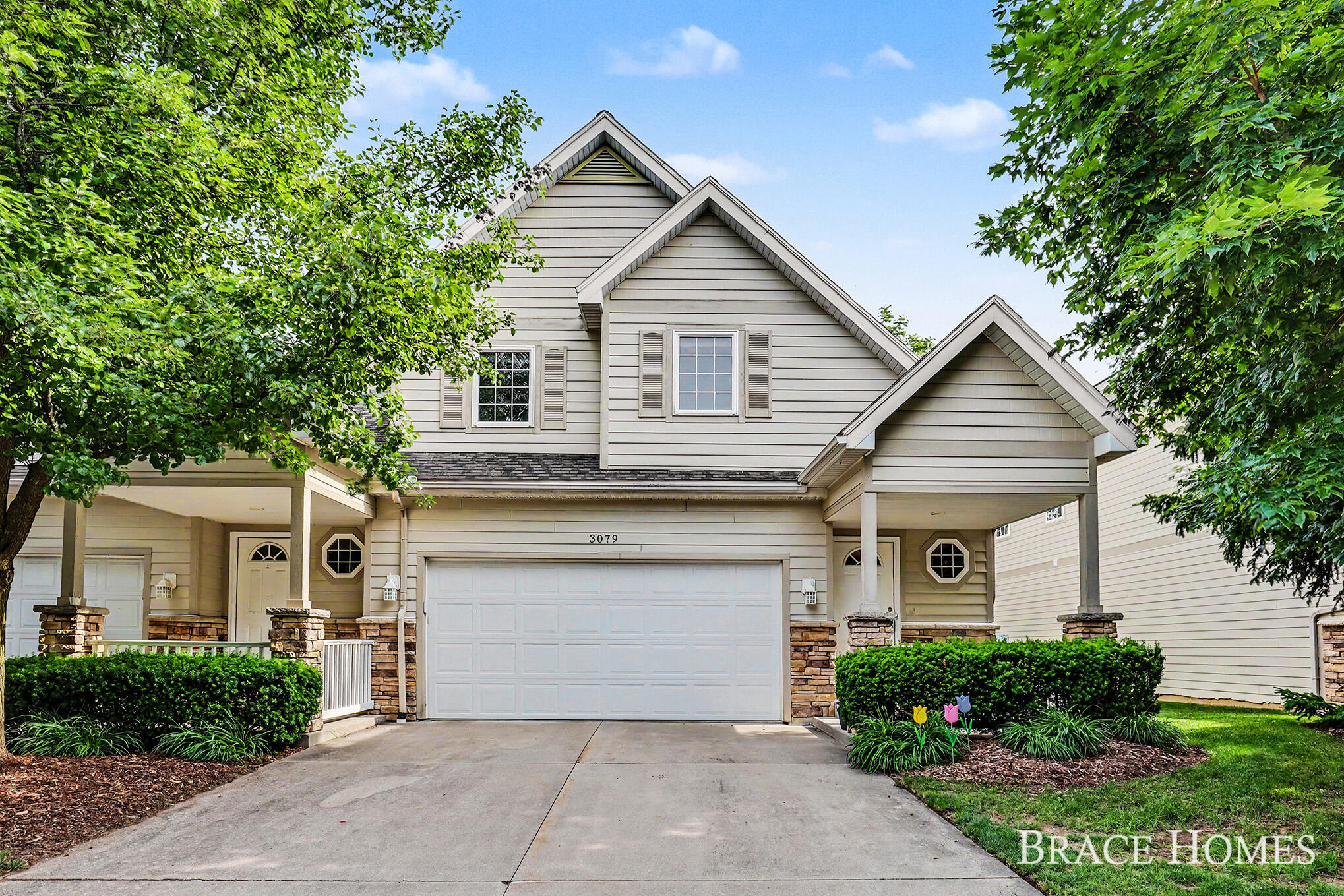 3079 Ledgestone Place NE Grand Rapids MI 49525