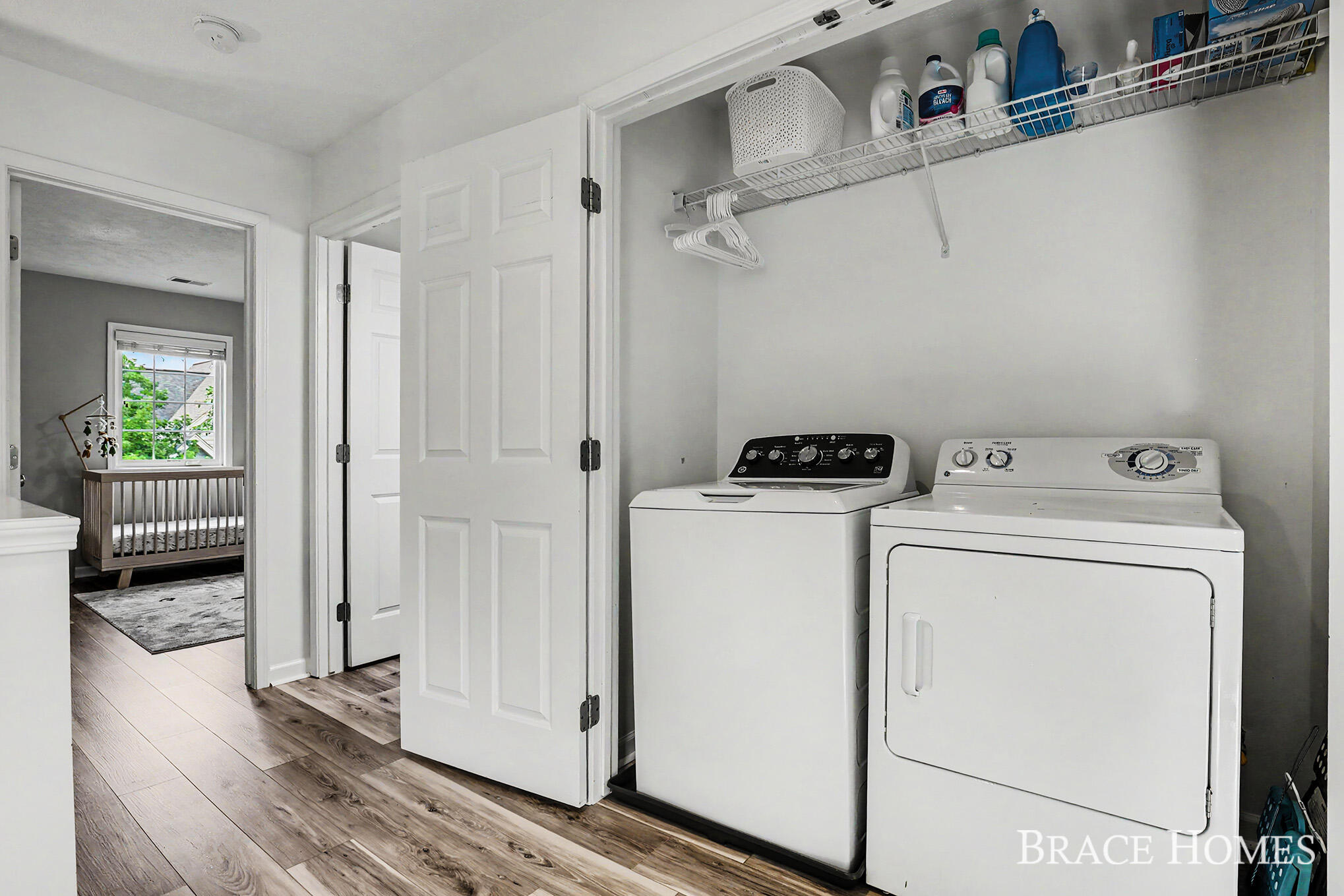 3079 Ledgestone Place NE Grand Rapids MI 49525