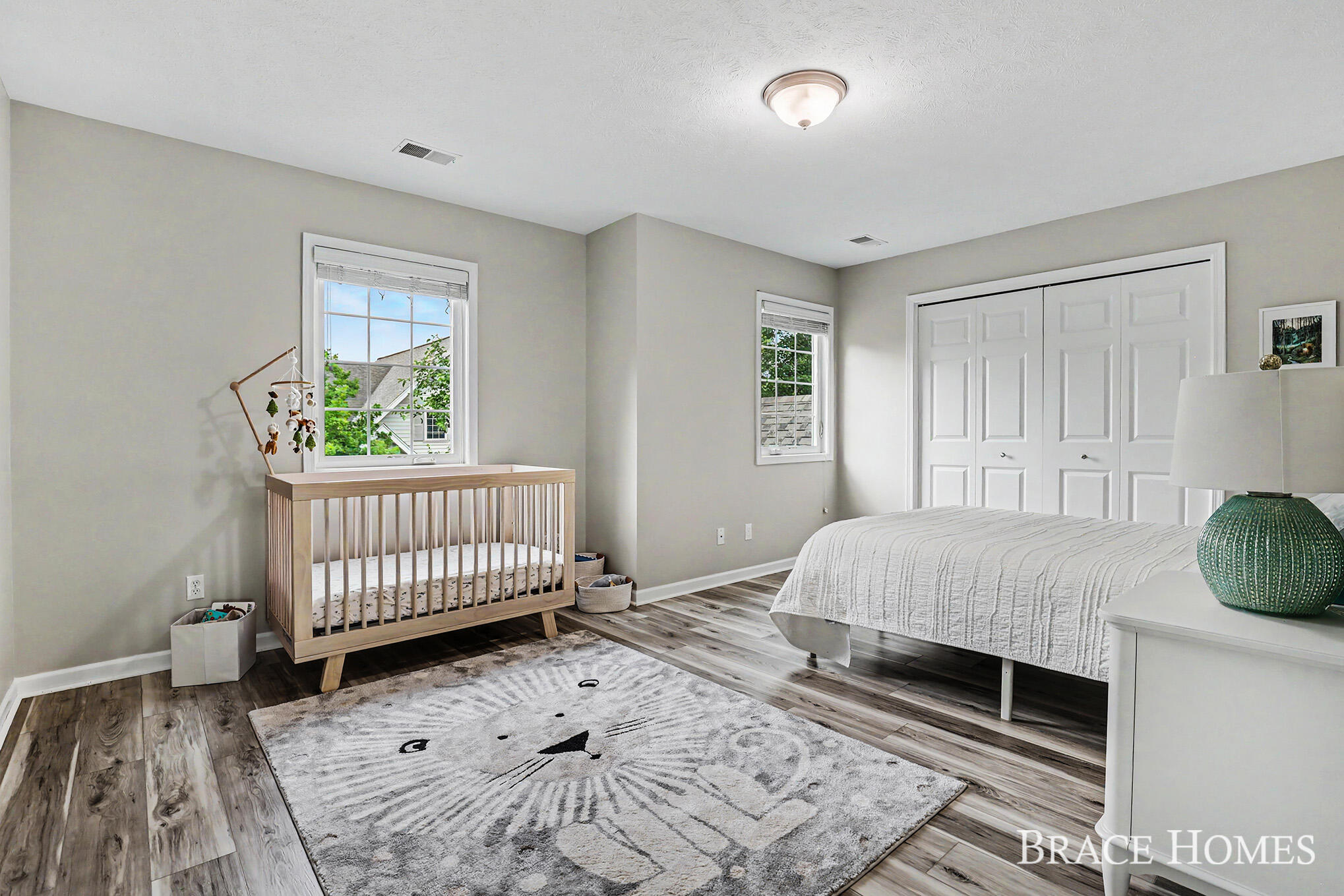 3079 Ledgestone Place NE Grand Rapids MI 49525