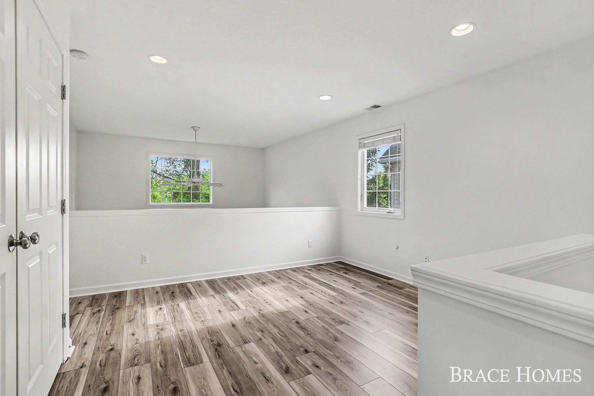 3079 Ledgestone Place NE Grand Rapids MI 49525