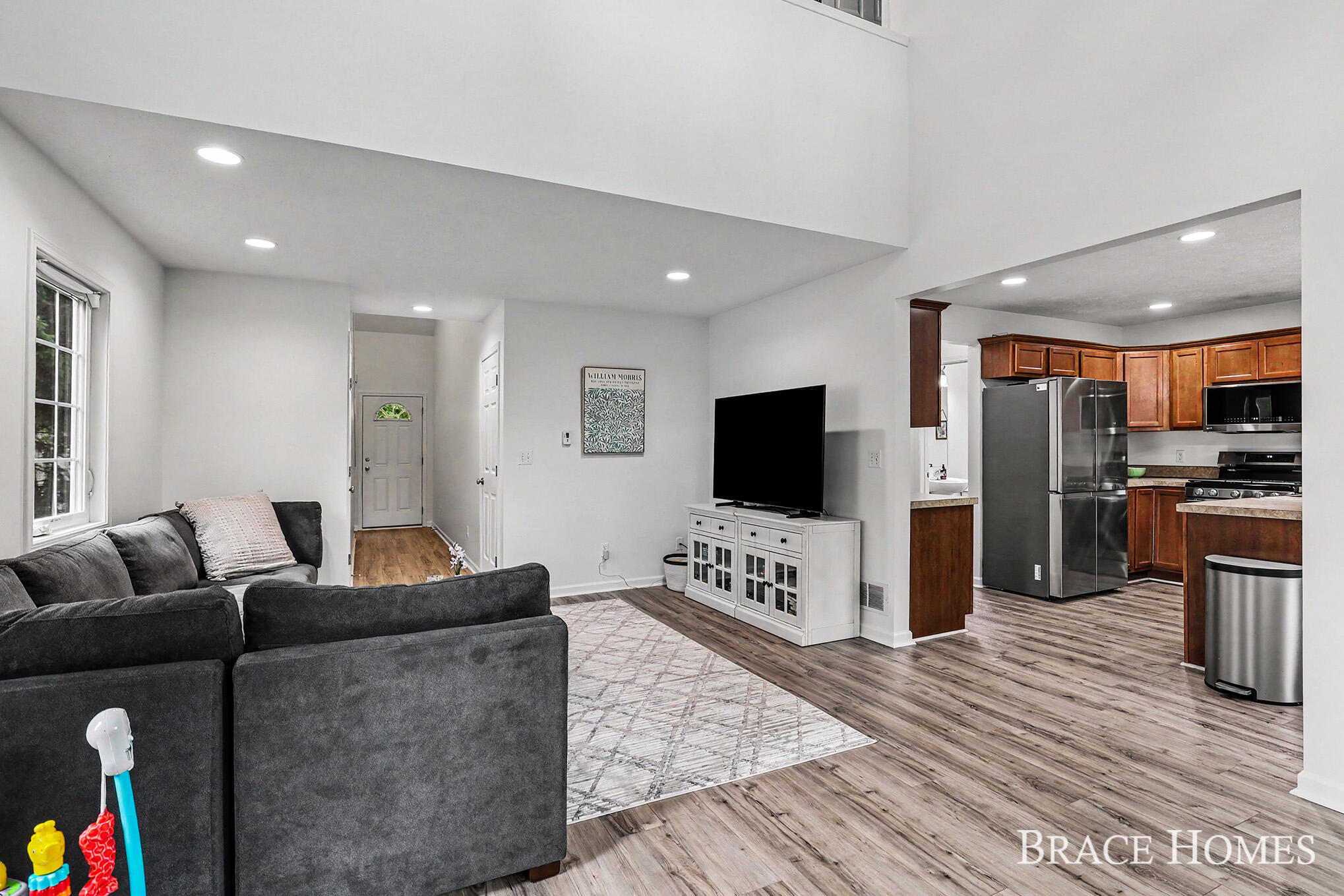3079 Ledgestone Place NE Grand Rapids MI 49525
