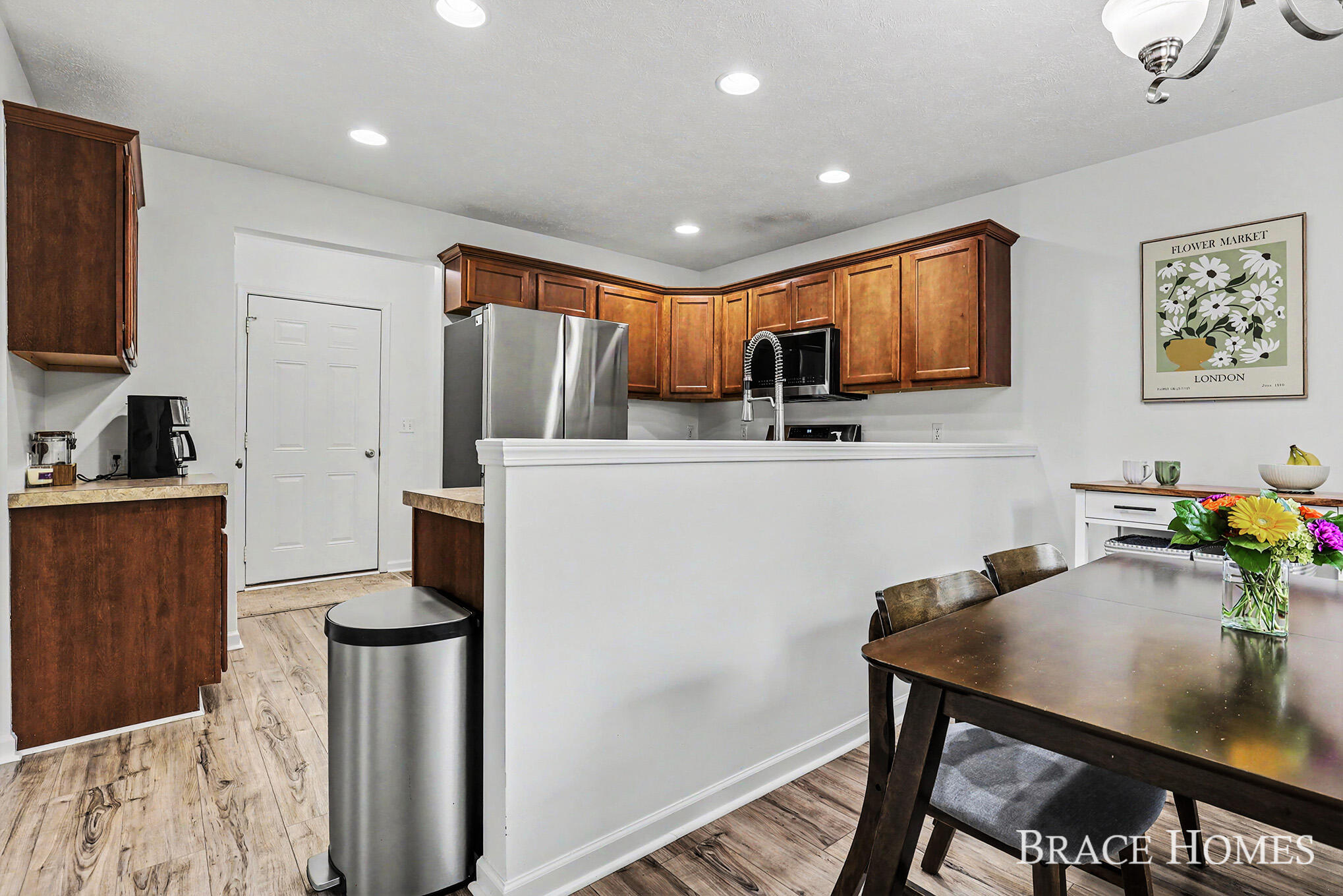3079 Ledgestone Place NE Grand Rapids MI 49525