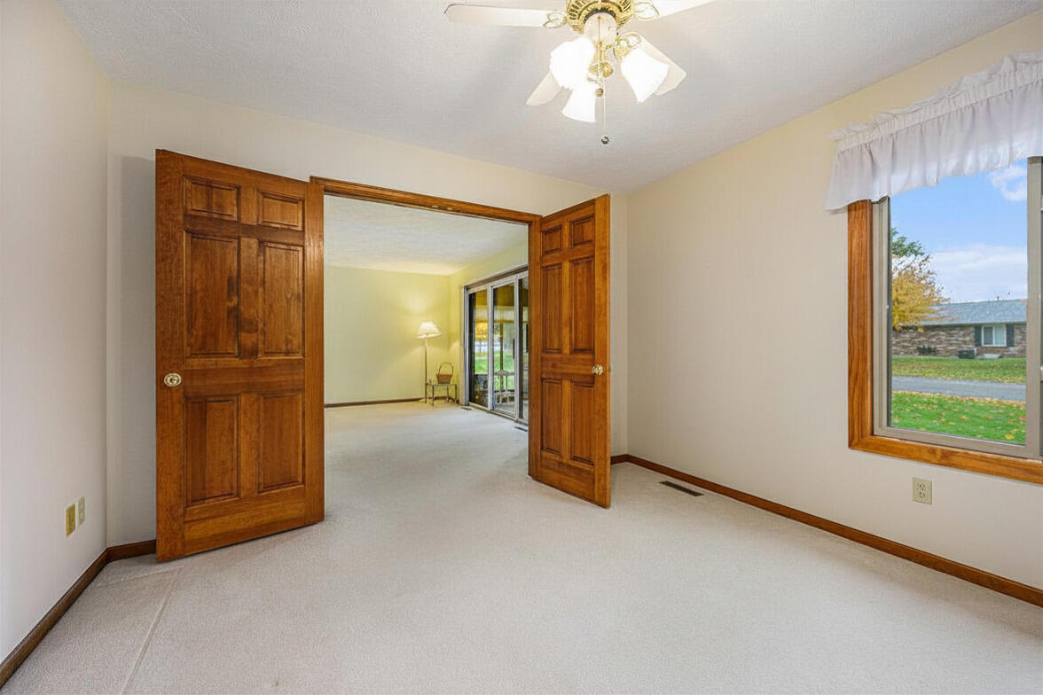 4886 Weston Avenue Kalamazoo MI 49006