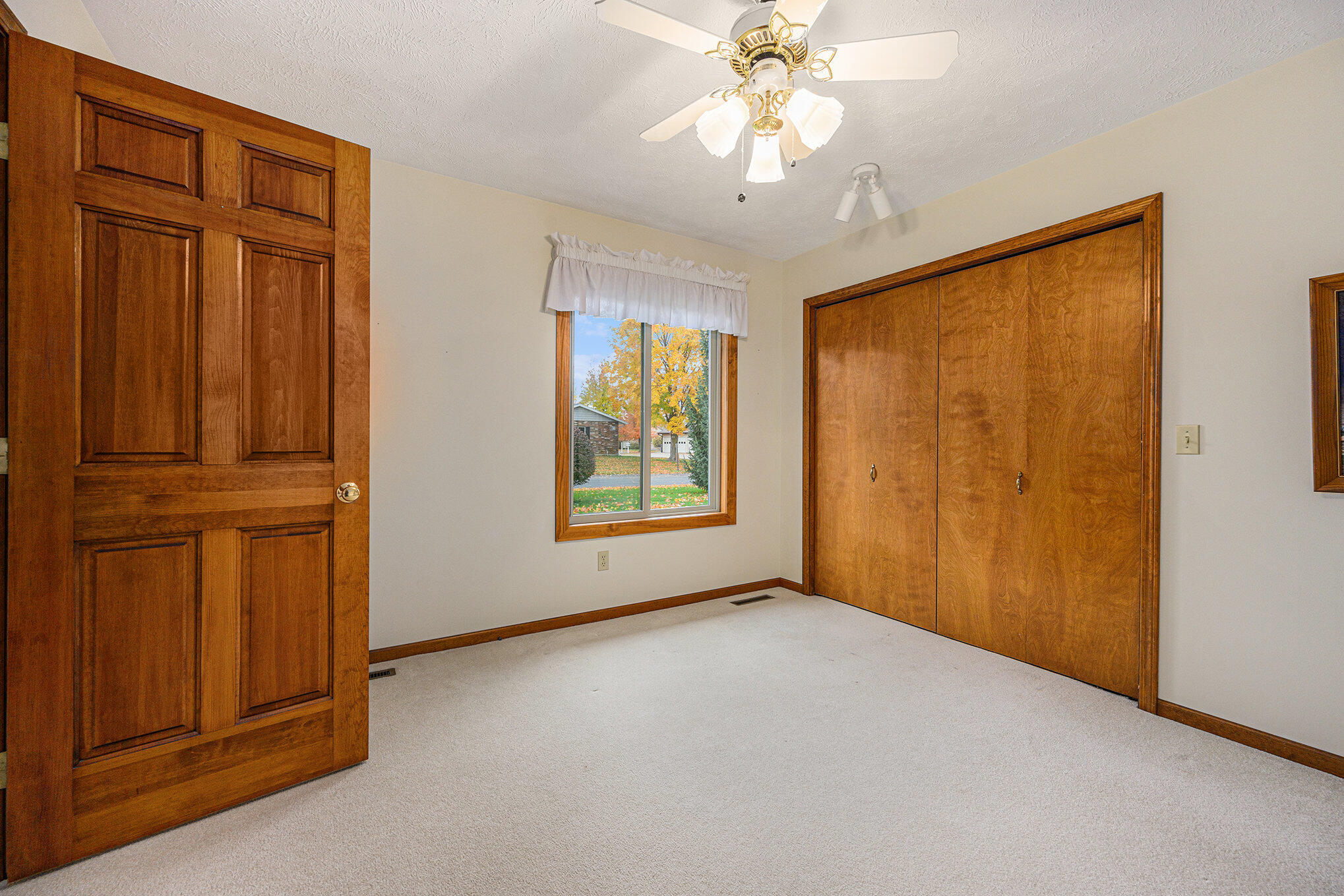 4886 Weston Avenue Kalamazoo MI 49006