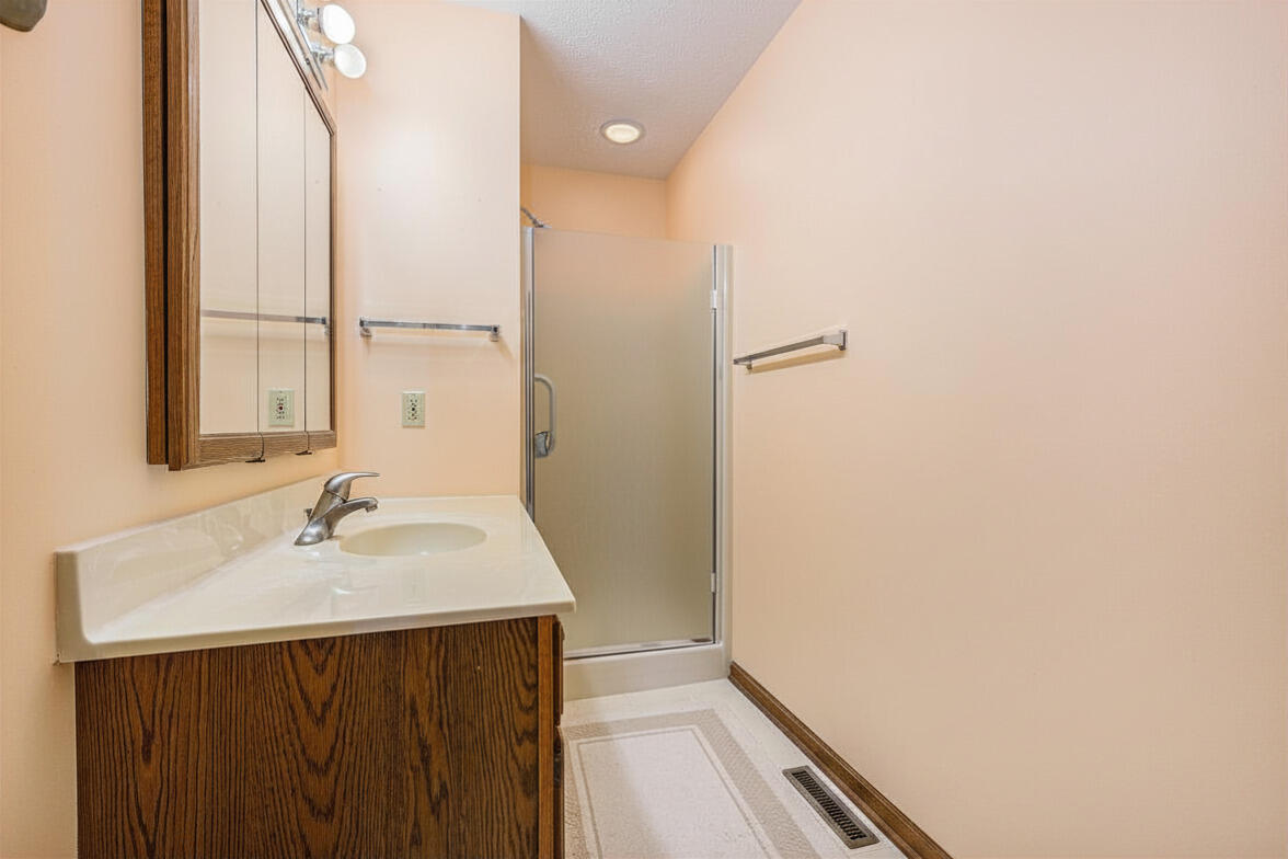 4886 Weston Avenue Kalamazoo MI 49006