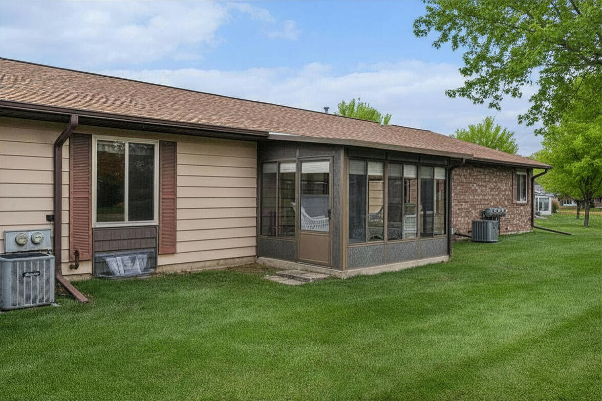 4886 Weston Avenue Kalamazoo MI 49006