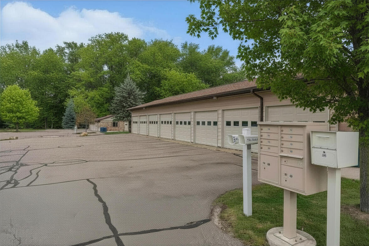 4886 Weston Avenue Kalamazoo MI 49006