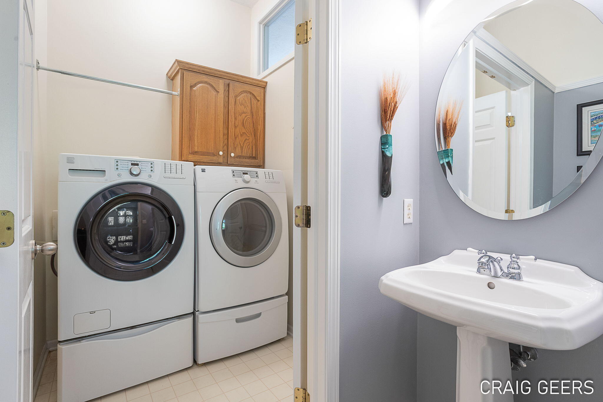 2521 Forest Bluff Drive SE Grand Rapids MI 49546
