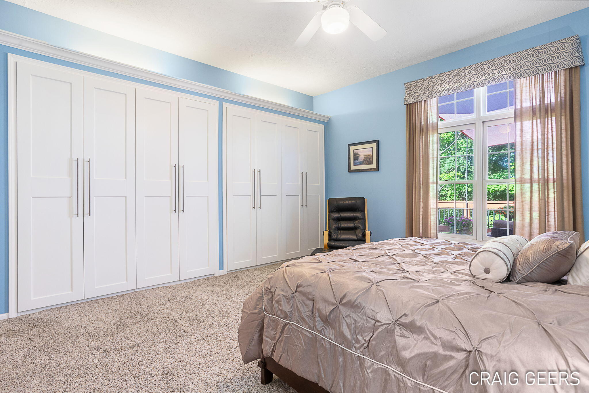 2521 Forest Bluff Drive SE Grand Rapids MI 49546