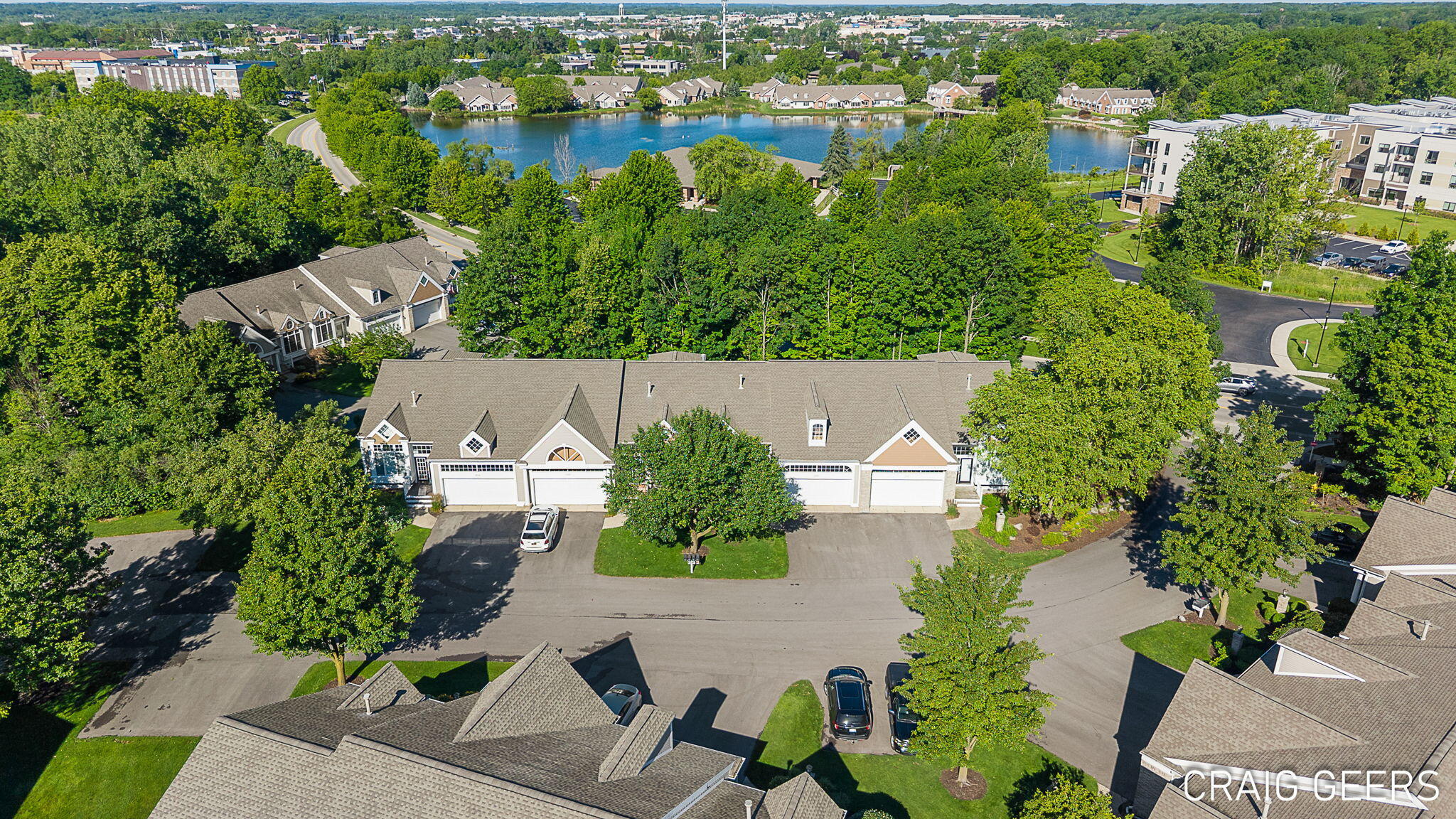 2521 Forest Bluff Drive SE Grand Rapids MI 49546