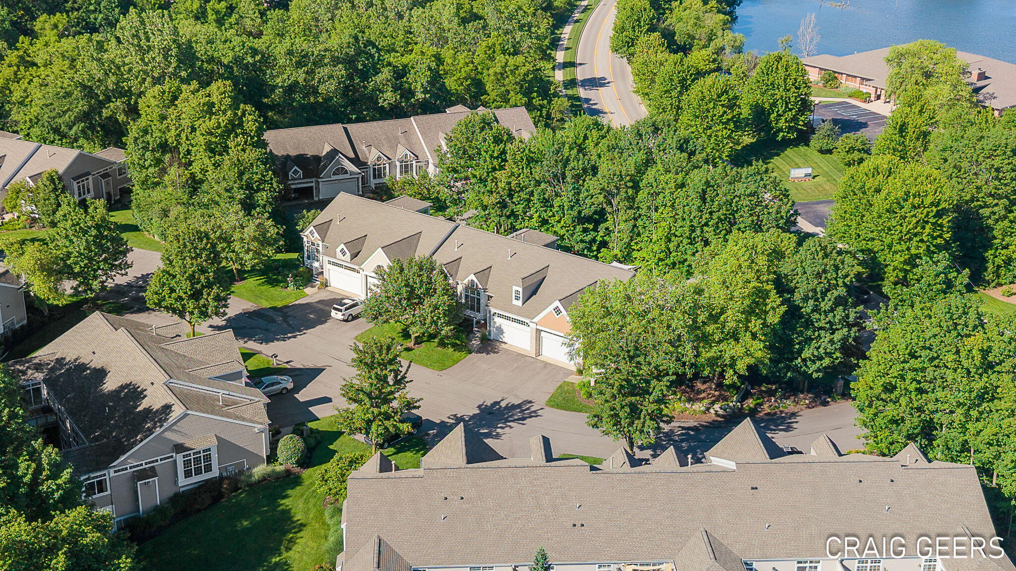2521 Forest Bluff Drive SE Grand Rapids MI 49546