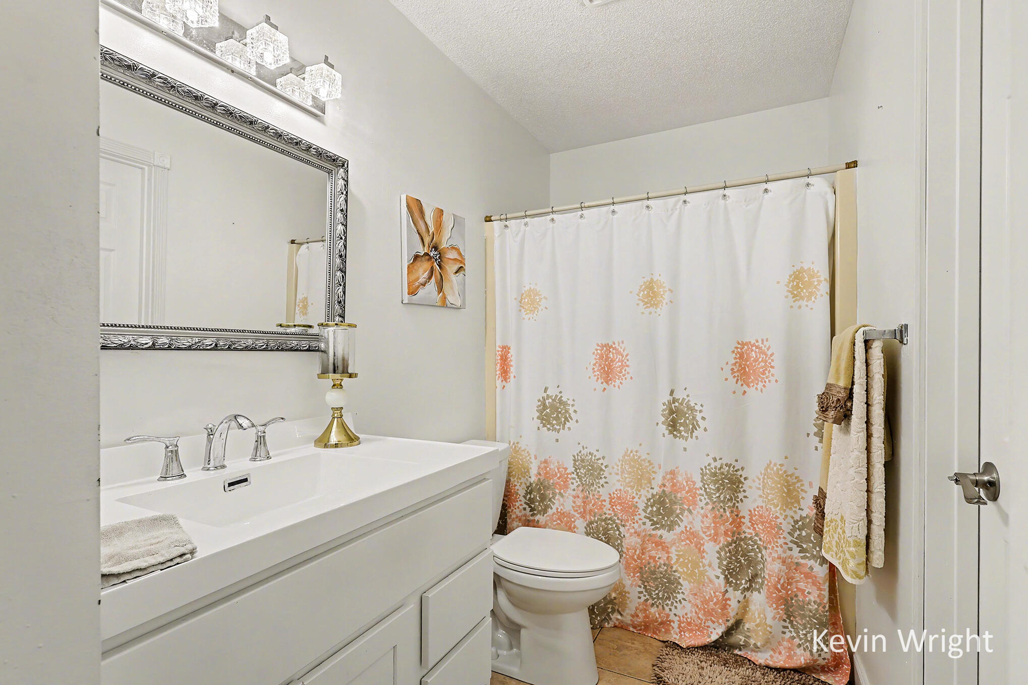 1374 W Norton Avenue Muskegon MI 49441