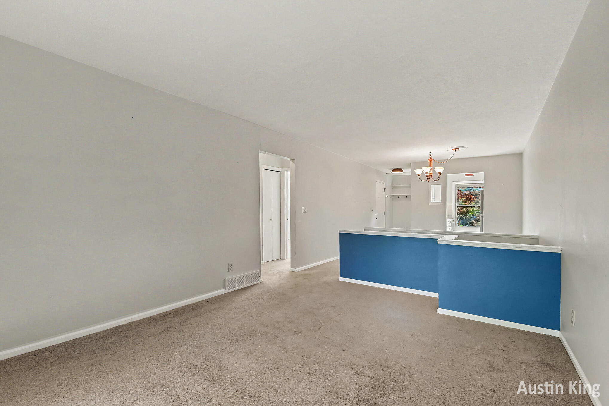 2643 Chatham Woods SE Grand Rapids MI 49546