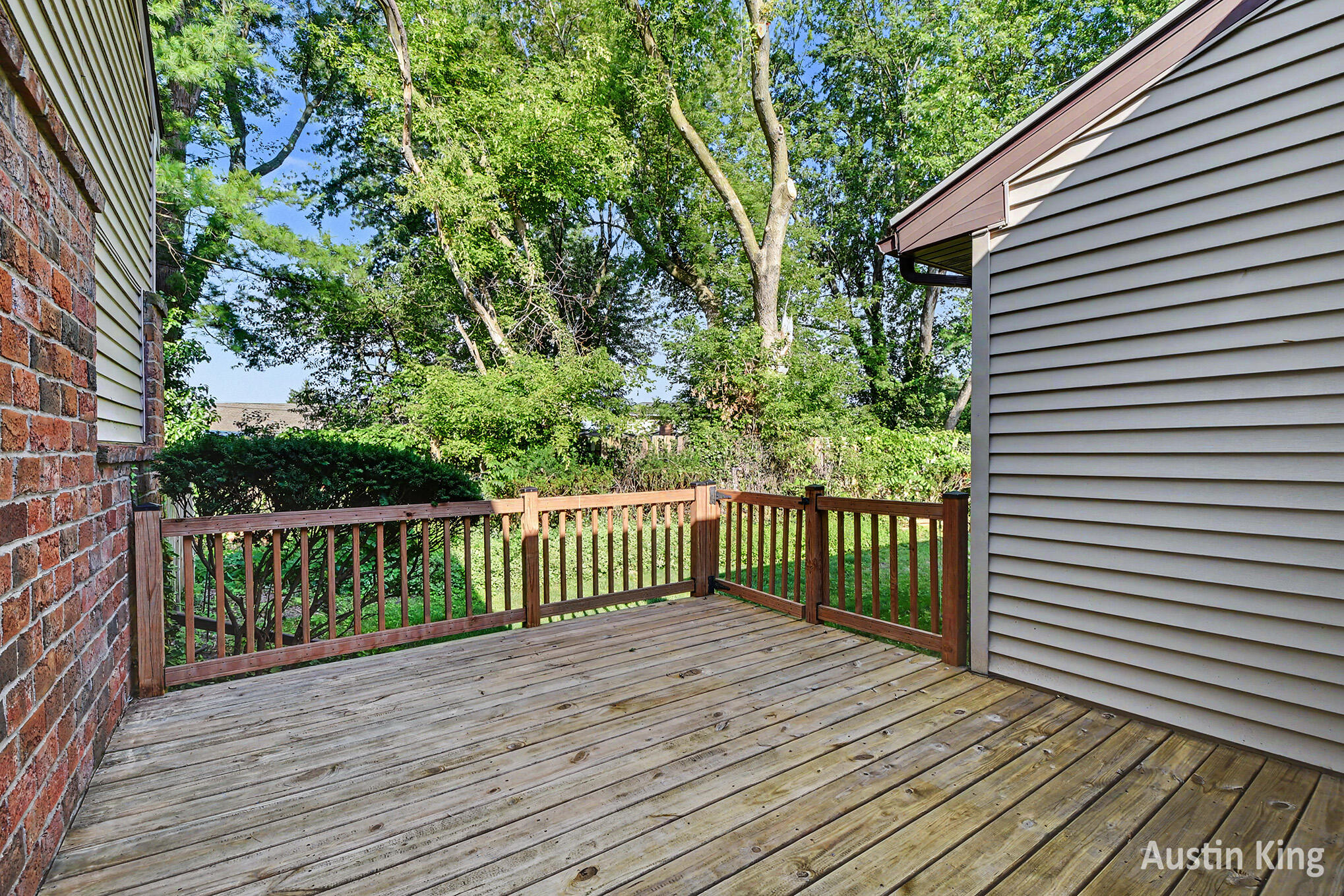 2643 Chatham Woods SE Grand Rapids MI 49546