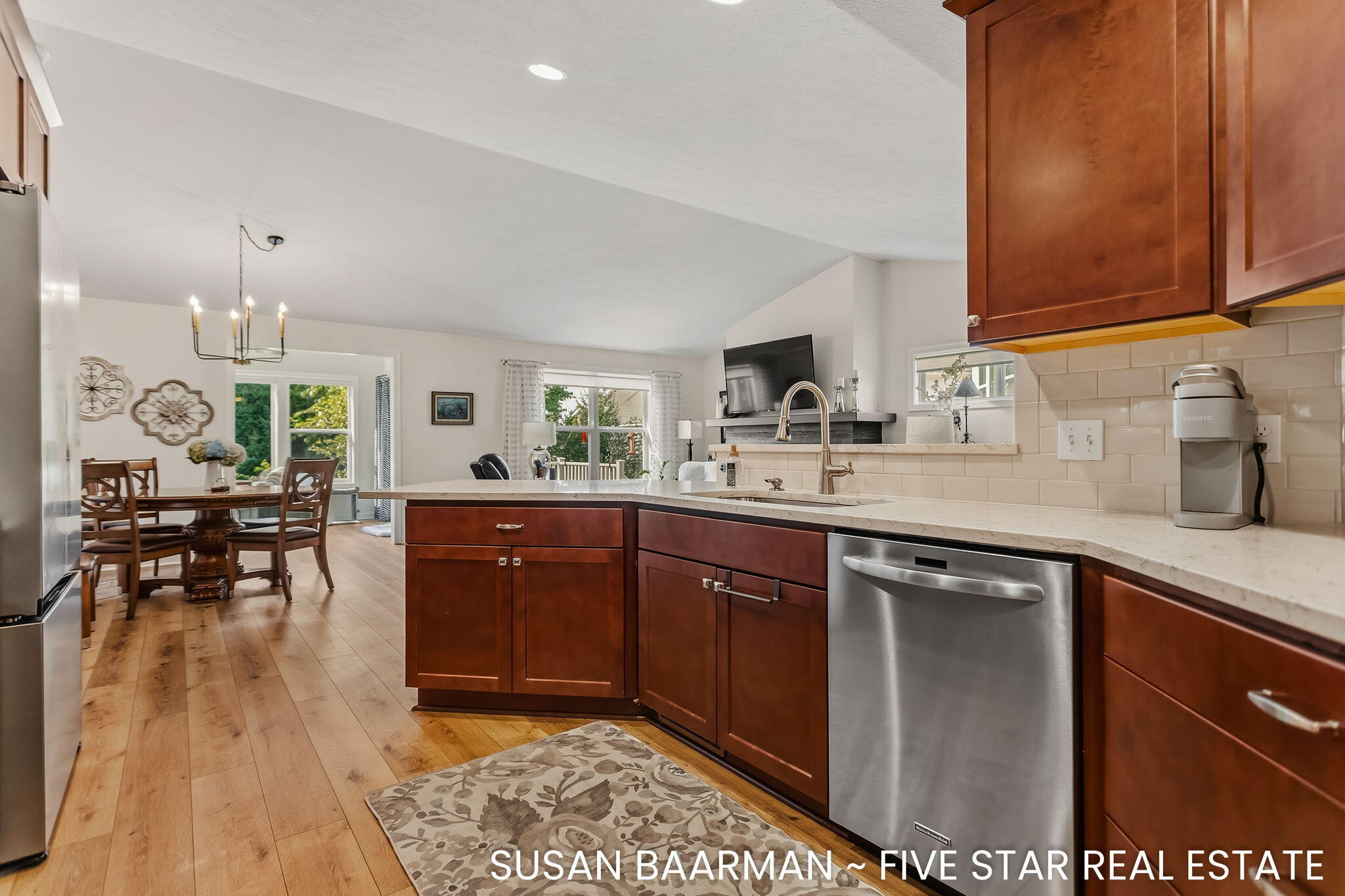11552 S South Lake Drive Holland MI 49424