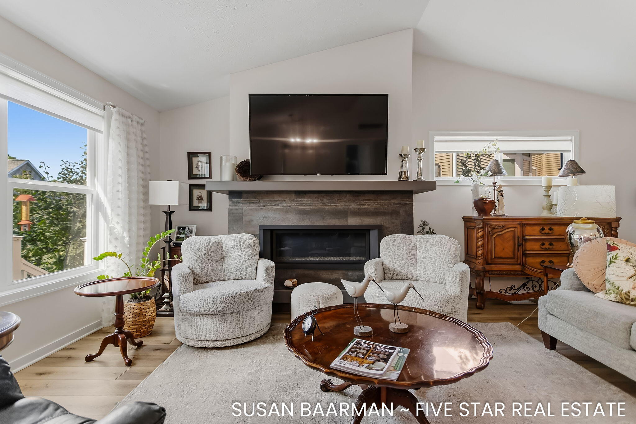 11552 S South Lake Drive Holland MI 49424