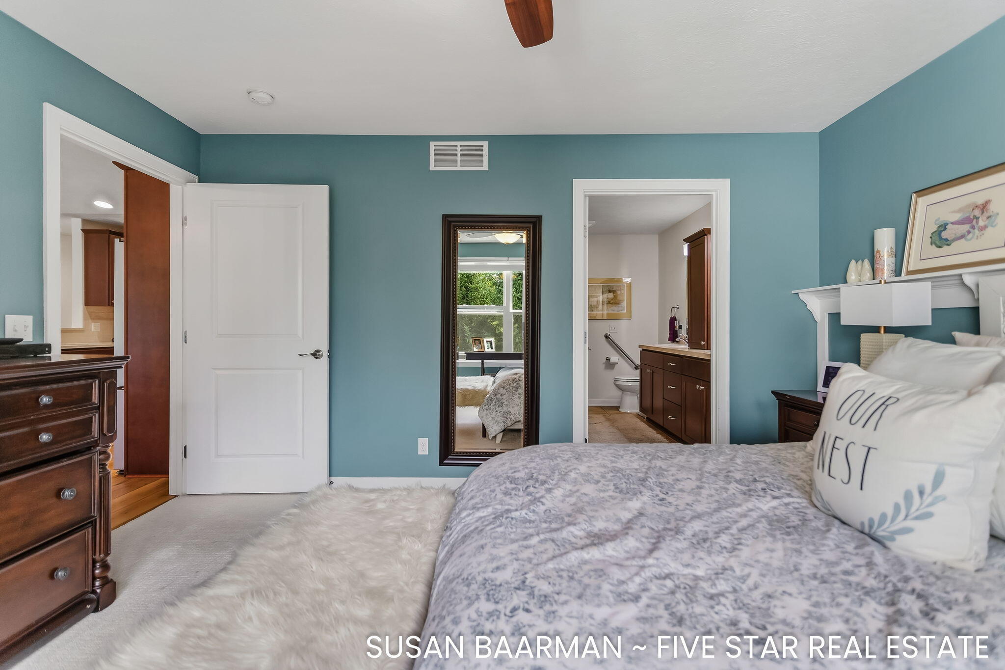 11552 S South Lake Drive Holland MI 49424