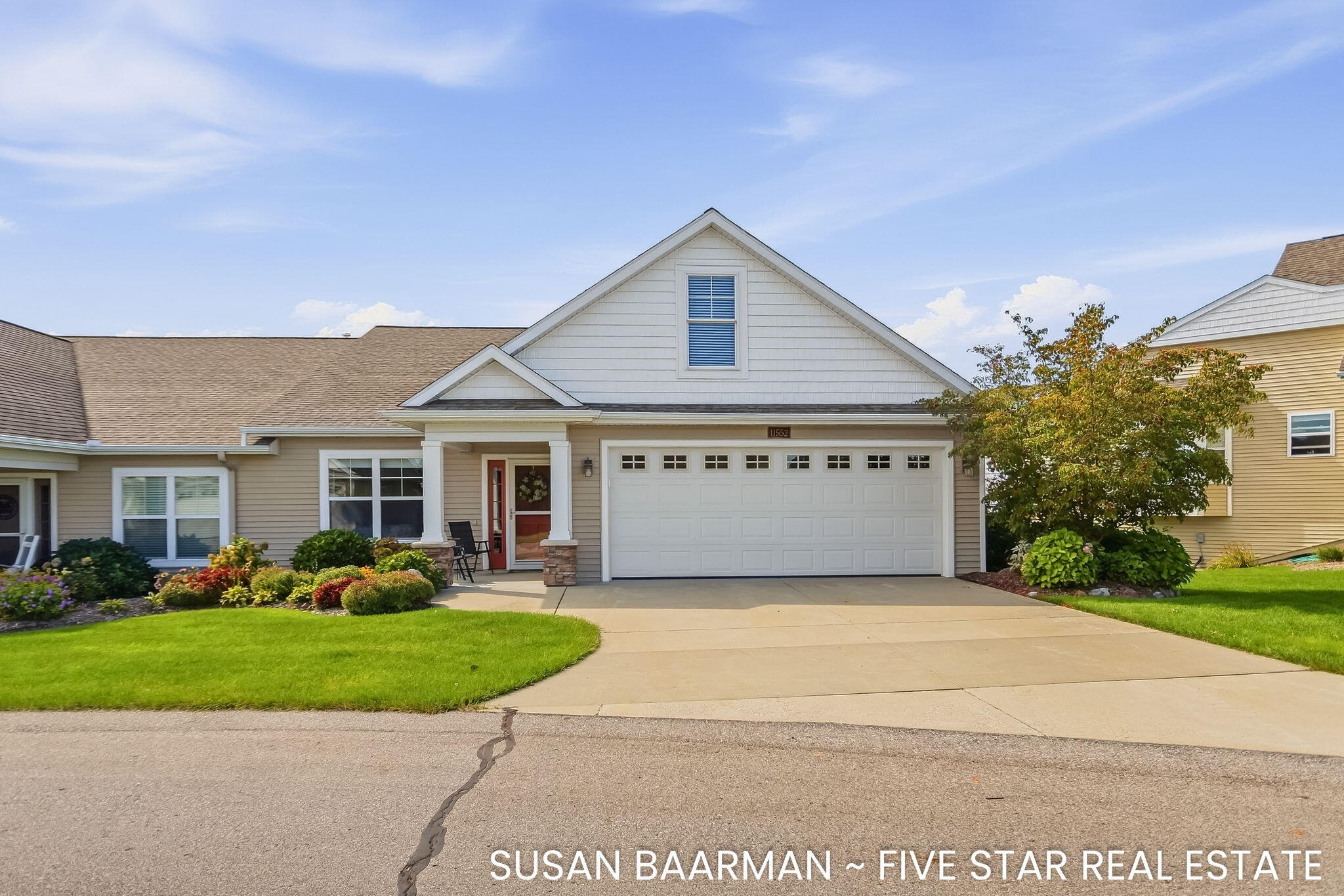 11552 S South Lake Drive Holland MI 49424
