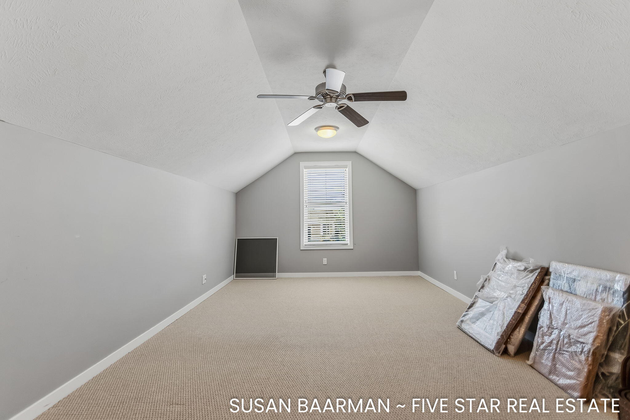 11552 S South Lake Drive Holland MI 49424