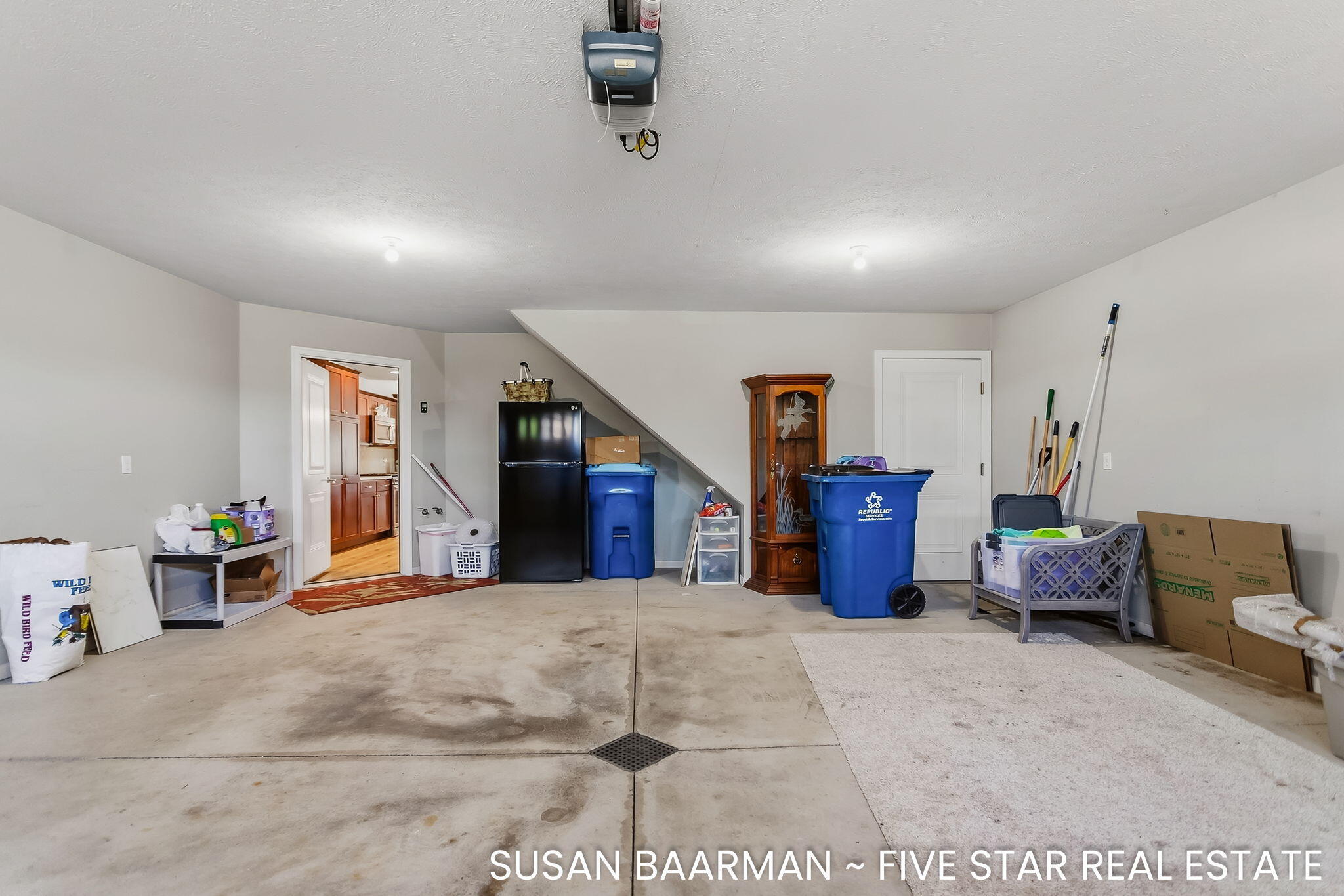 11552 S South Lake Drive Holland MI 49424