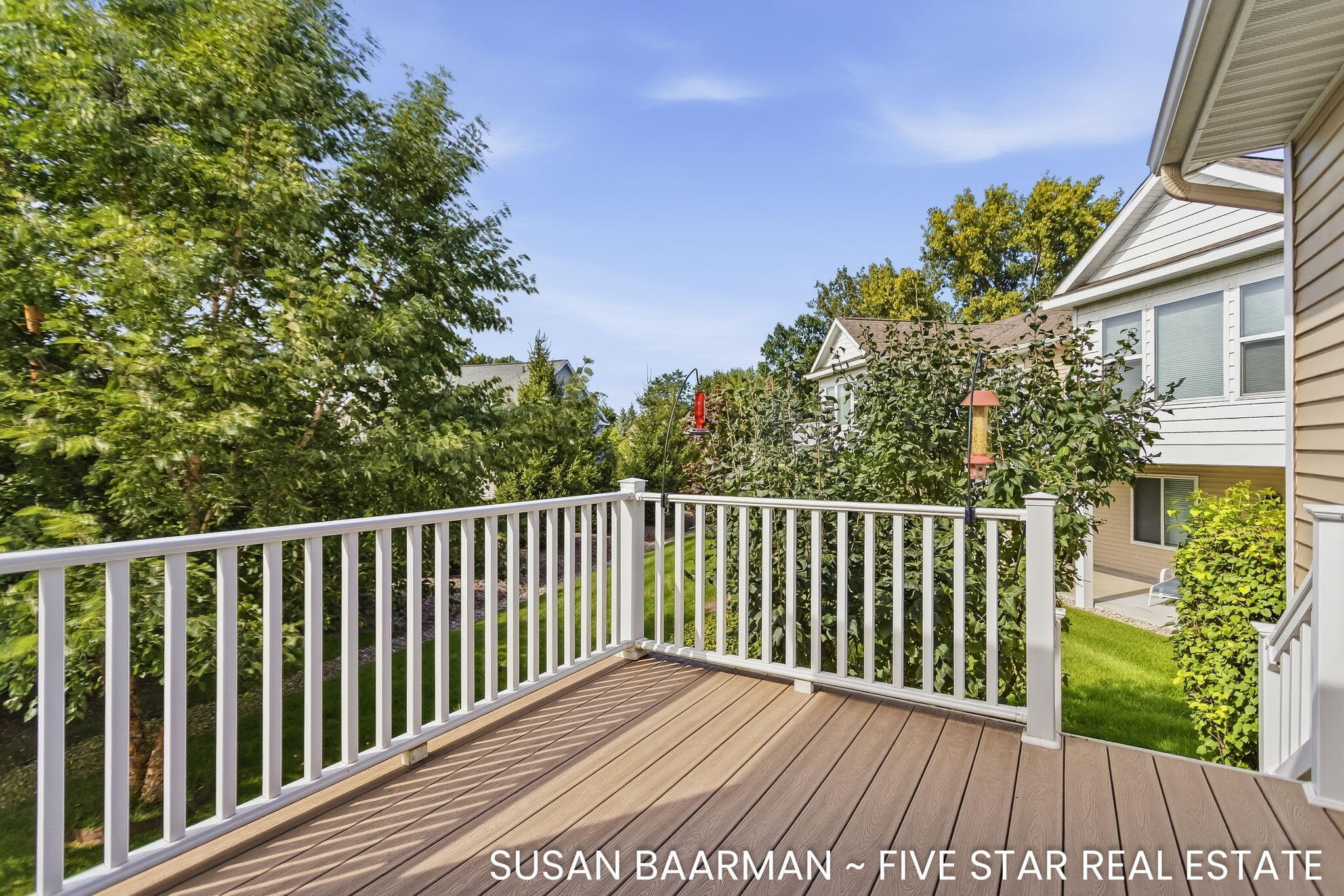 11552 S South Lake Drive Holland MI 49424