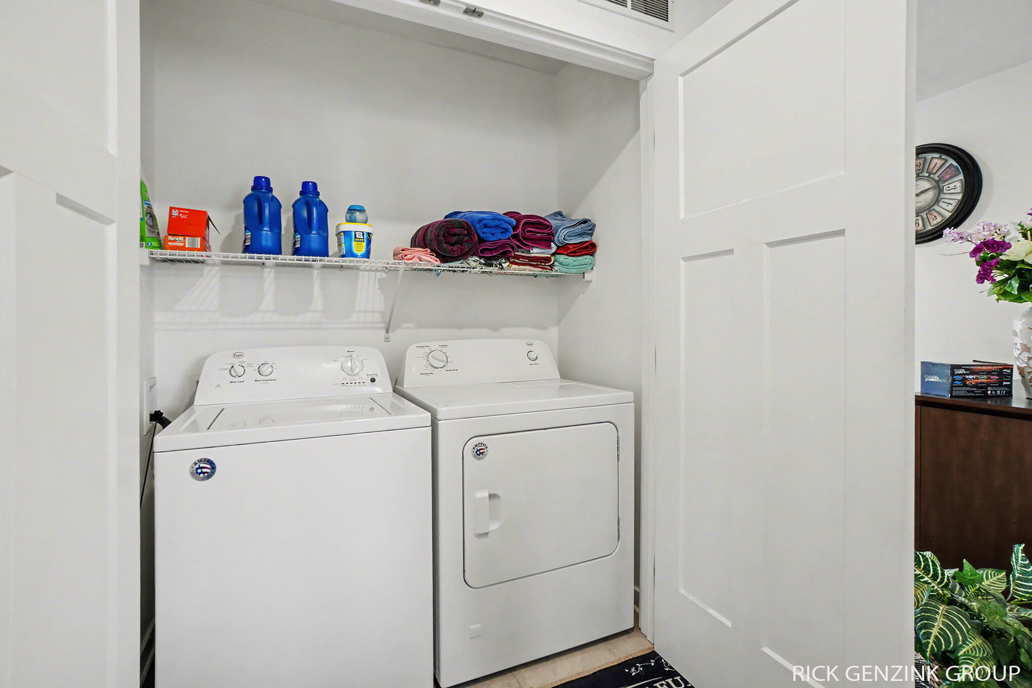 392 Harbor Town Court Holland MI 49423