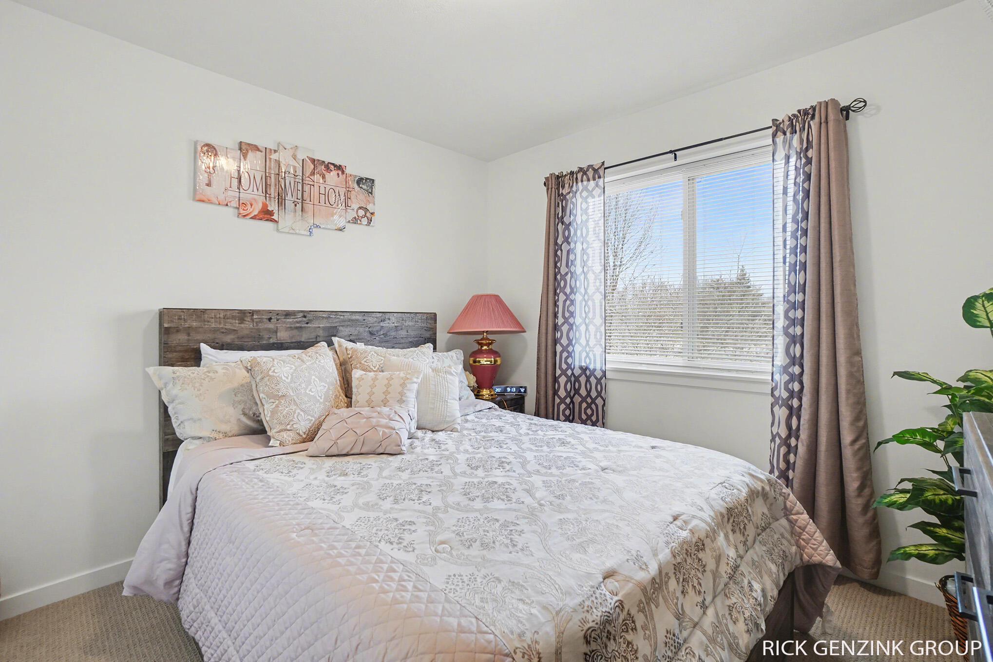 392 Harbor Town Court Holland MI 49423