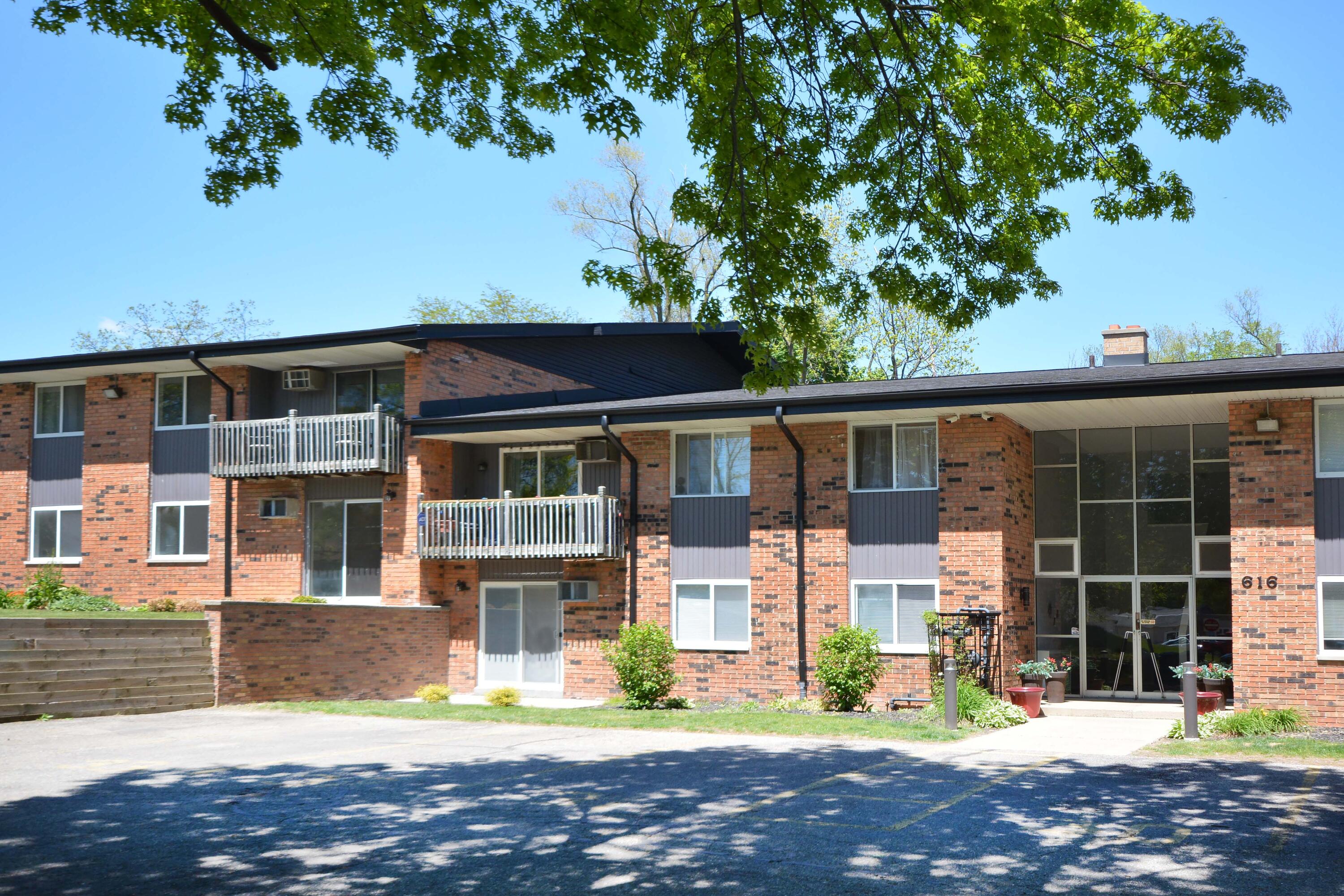 616 Lynn Avenue Kalamazoo MI 49008