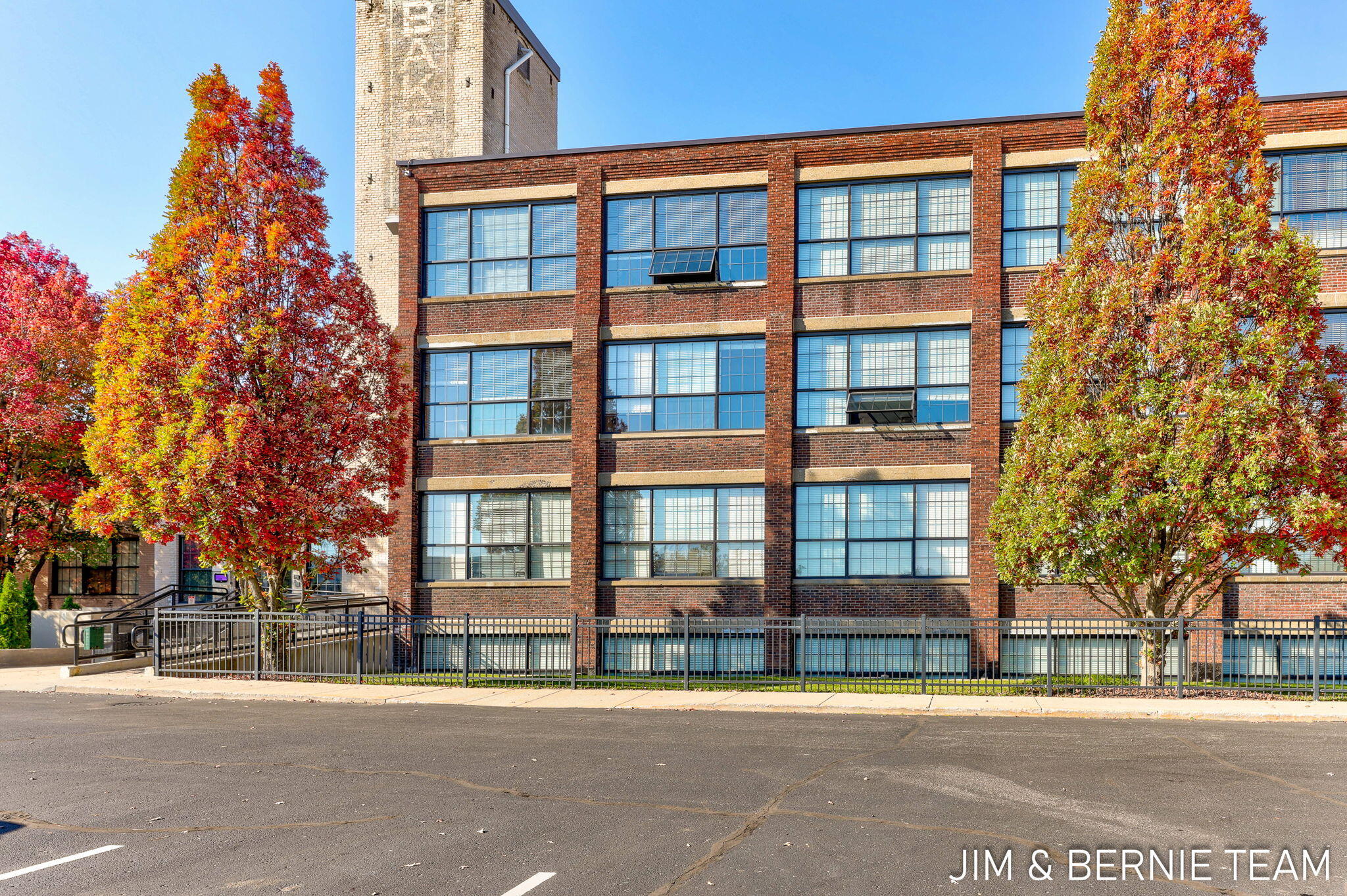 533 Columbia Avenue Holland MI 49423