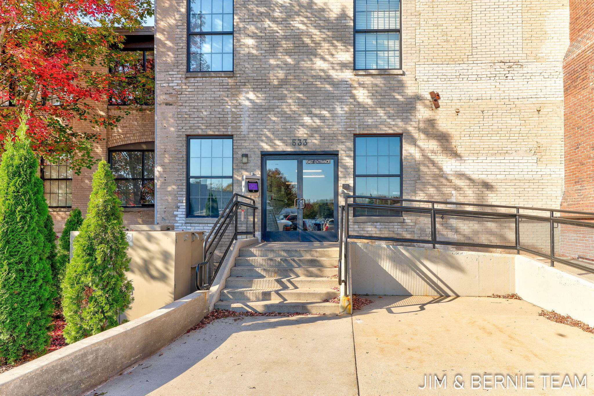 533 Columbia Avenue Holland MI 49423