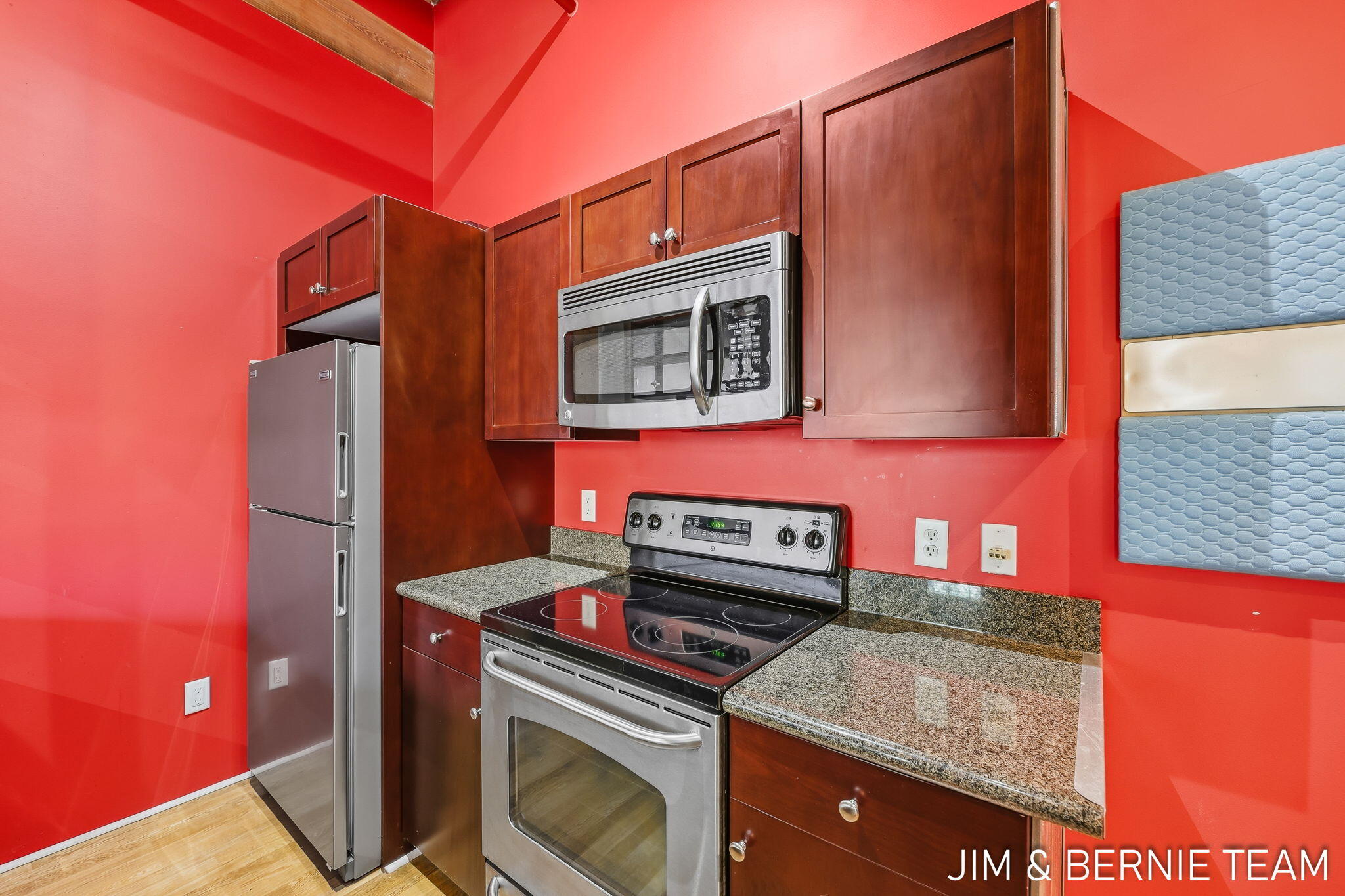 533 Columbia Avenue Holland MI 49423