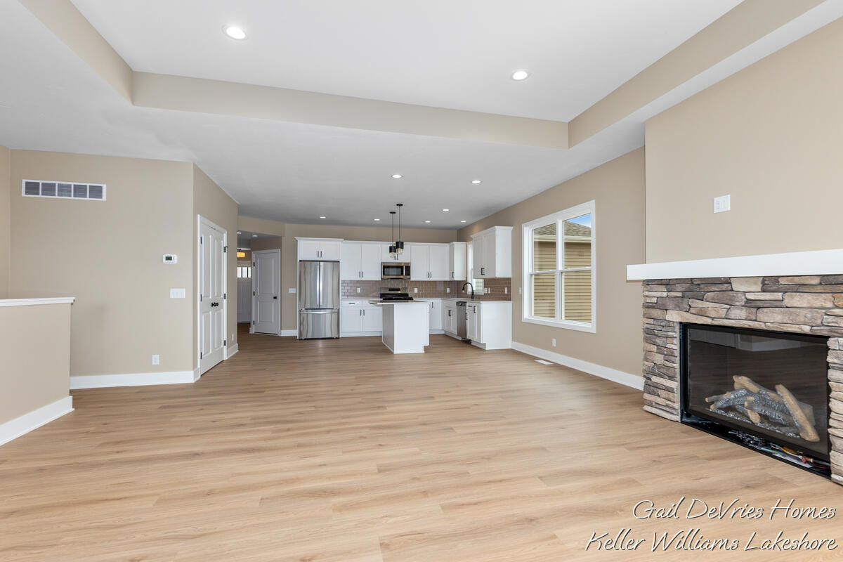 4498 Meadow Pond Way Hamilton MI 49419