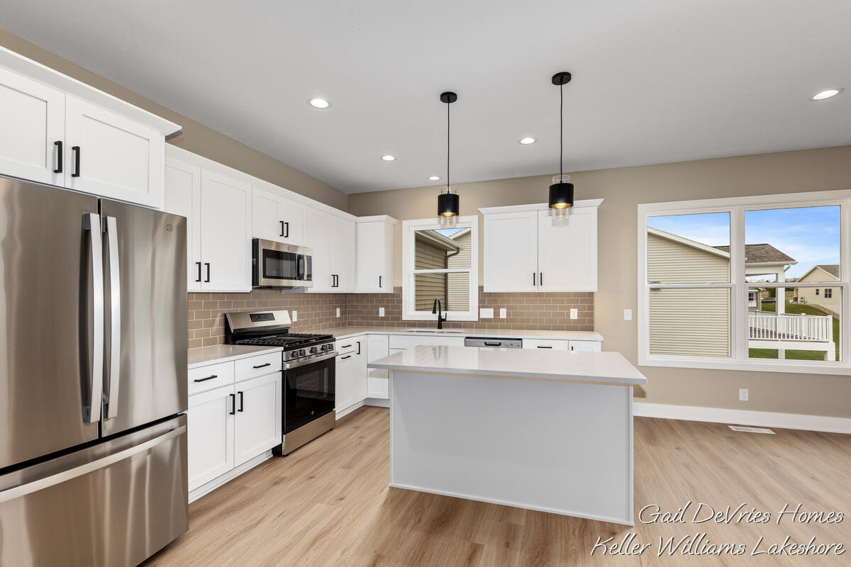 4498 Meadow Pond Way Hamilton MI 49419