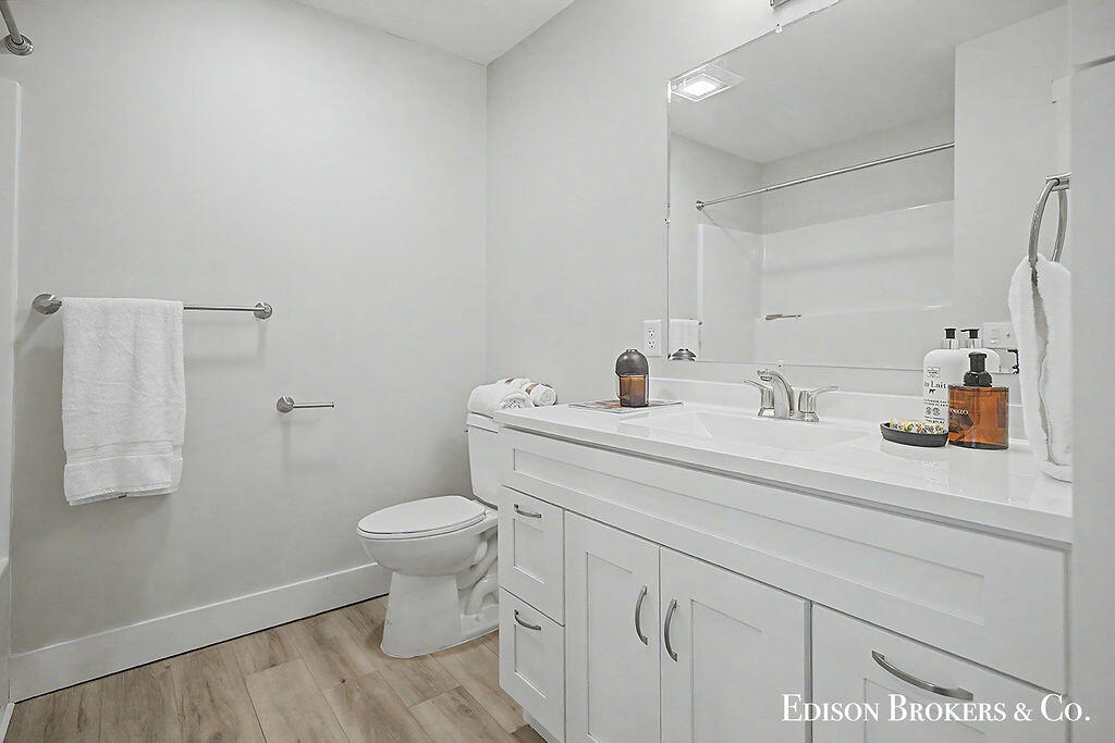448 Pleasant Street SW Grand Rapids MI 49503