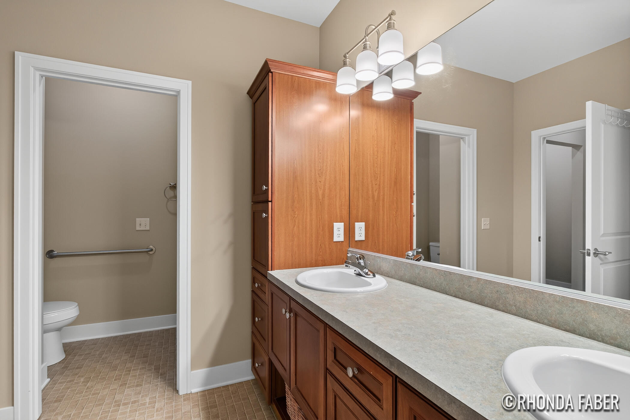 1792 N Trillium Circle Zeeland MI 49464