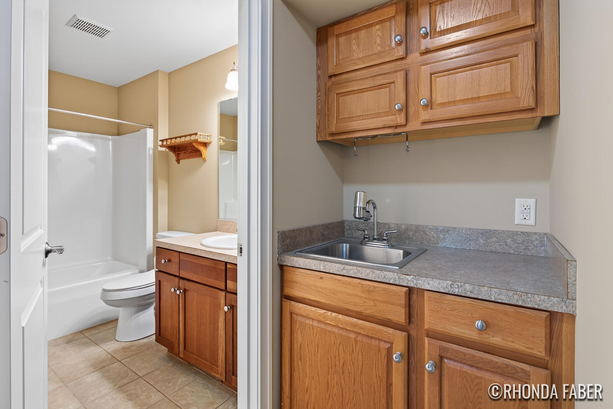 1792 N Trillium Circle Zeeland MI 49464