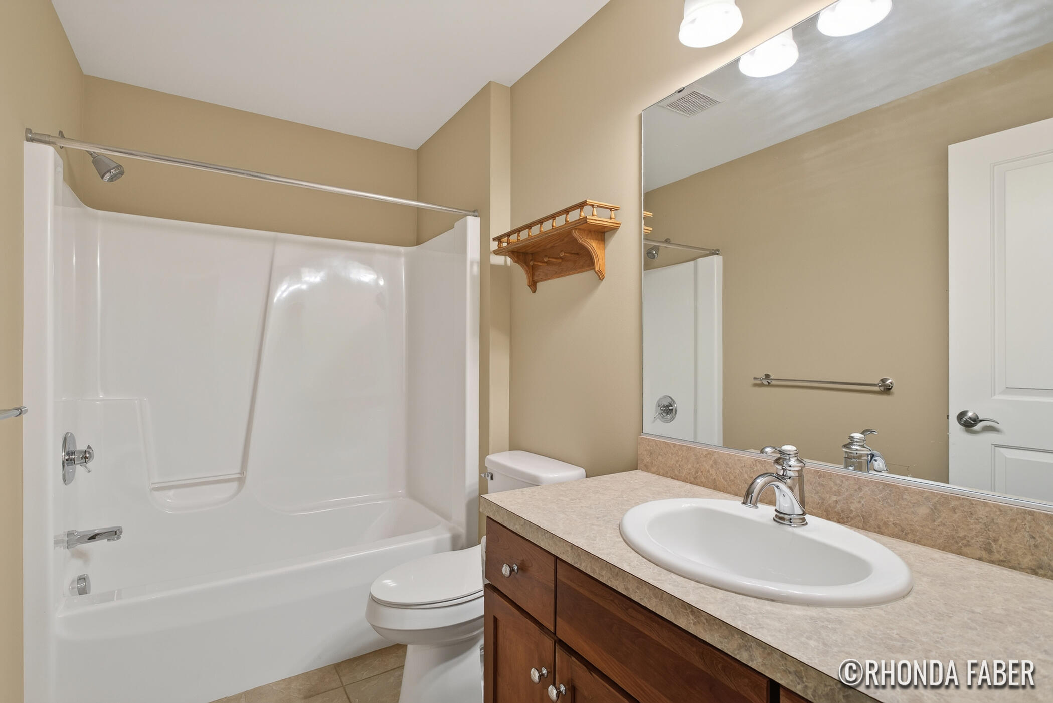 1792 N Trillium Circle Zeeland MI 49464