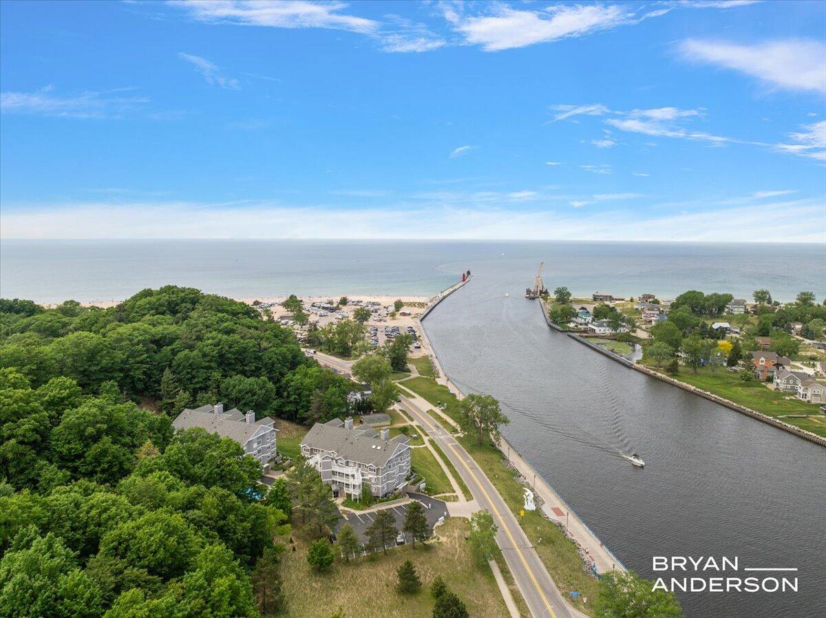 810 S Harbor Drive Grand Haven MI 49417