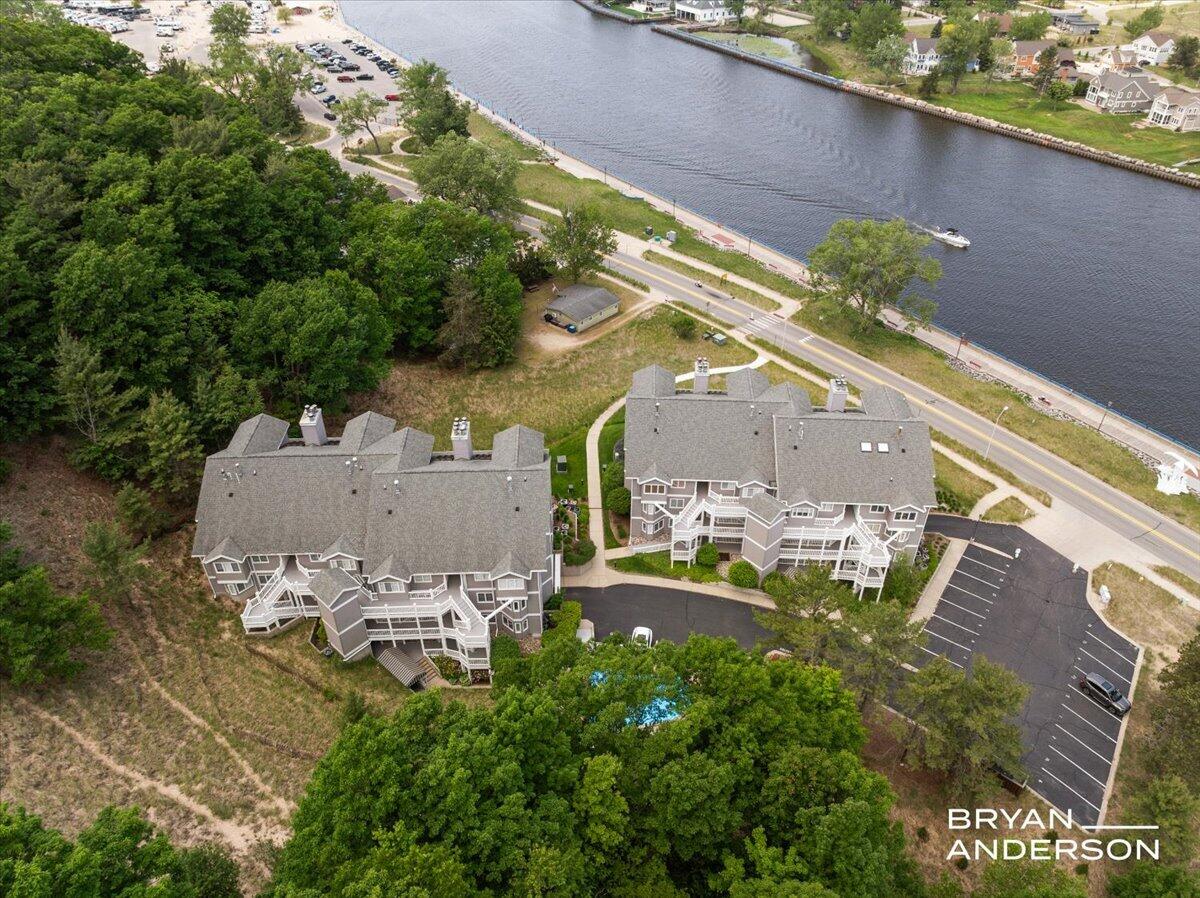 810 S Harbor Drive Grand Haven MI 49417