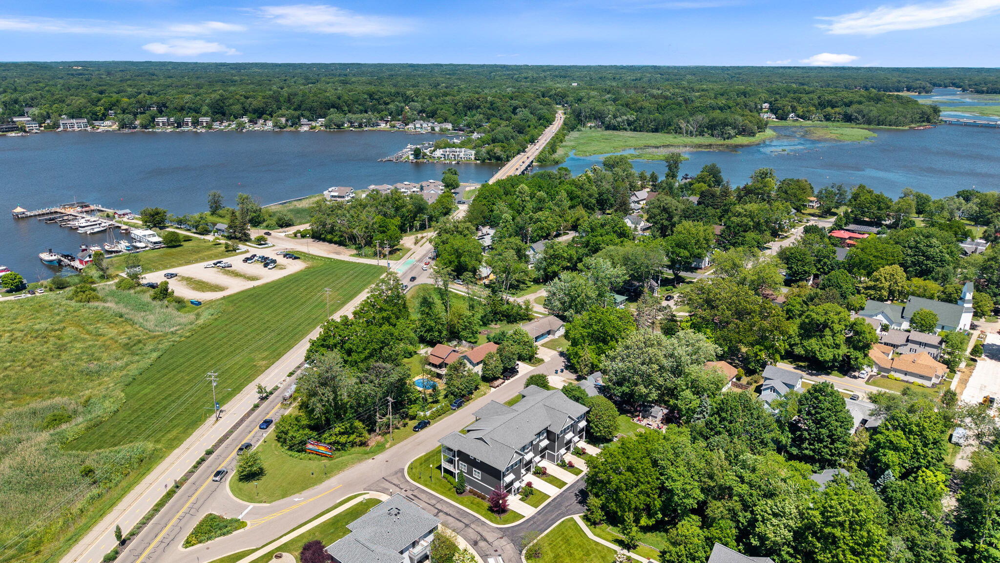 160 Keewatin Way Douglas MI 49406